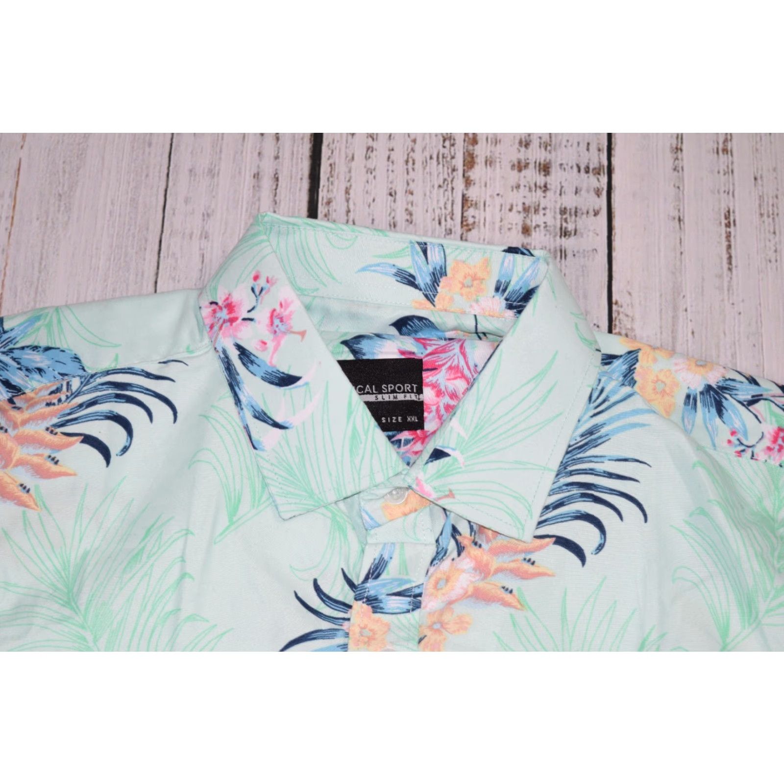 Vintage HAWAIIAN MENS SLIM FIT BUTTON-UP 2XL SEAFOAM GREEN FLORAL SHORT SLEEVE Size US XXL / EU 58 / 5 - 3 Thumbnail