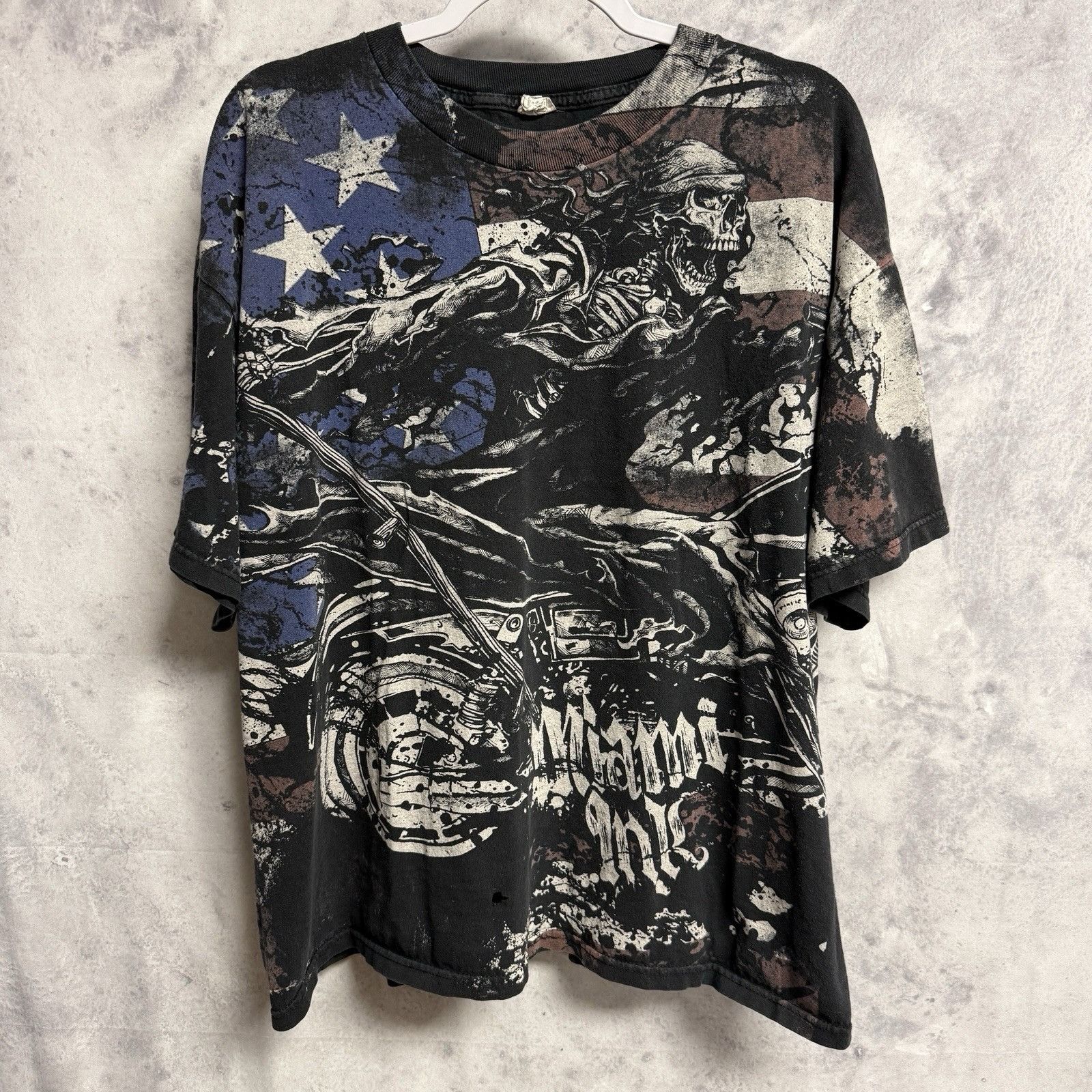 Vintage Miami Ink Grunge T Shirt Mens 2XL Y2K All Over Print Short S Size US XXL / EU 58 / 5 - 1 Thumbnail