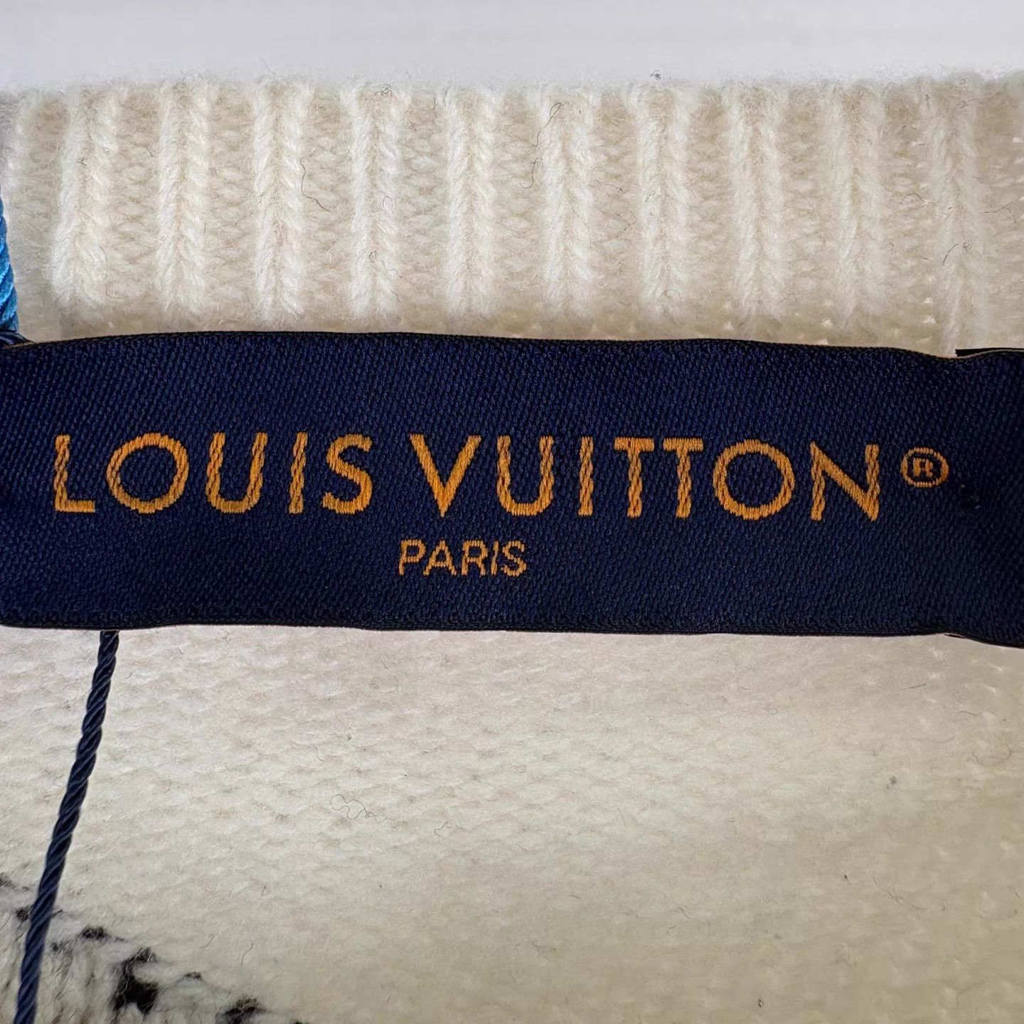 Louis Vuitton Louis Vuitton Abstract Cartoon Sweater M (New Unused) Size M / US 6-8 / IT 42-44 - 5 Thumbnail