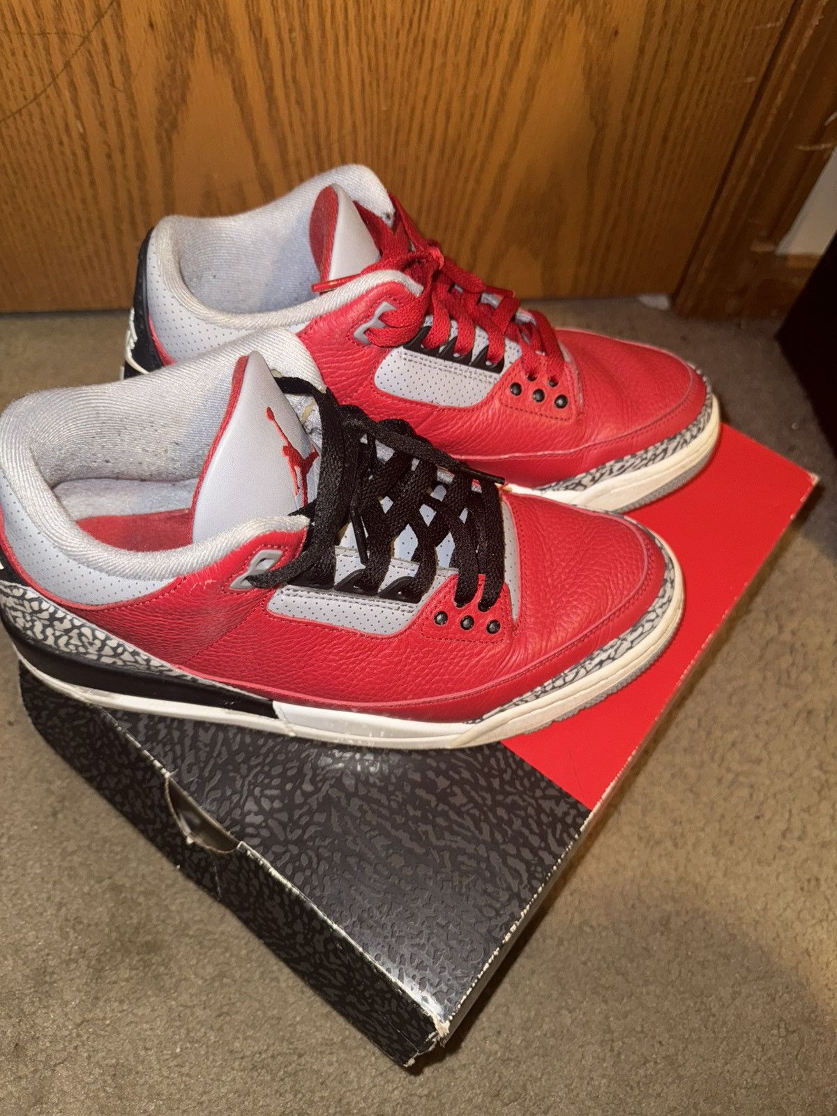Jordan Brand × Nike Jordan 3 Retro SE ‘Unite’ Size US 9.5 / EU 42-43 - 7 Thumbnail