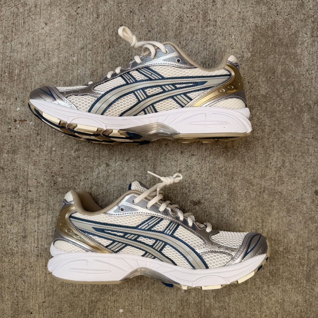 Asics Asics Gel Kayano 14 Cream Pure Silver Size US 9.5 / EU 42-43 - 3 Thumbnail