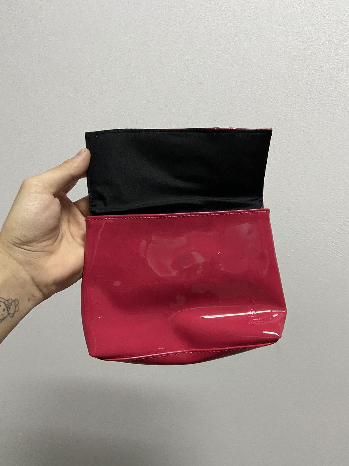 Yves Saint Laurent Yves saint Laurent pouch logo small bag vintage lacquered Size ONE SIZE - 5 Thumbnail