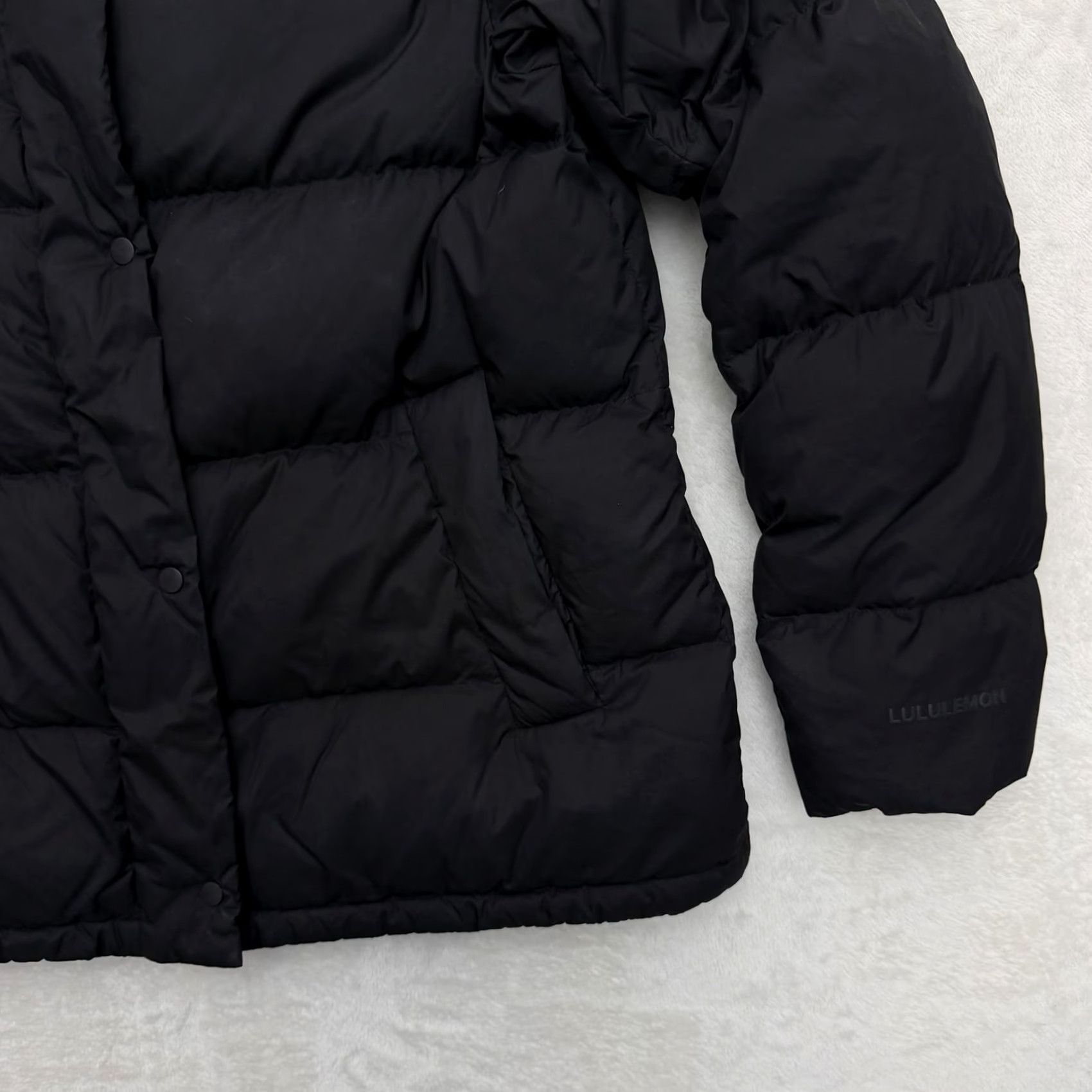 Lululemon Lululemon Jacket Womens 10 Black Down Puffer Insulated Full Zip Warm Winter Jacket Size L / US 10 / IT 46 - 4 Thumbnail
