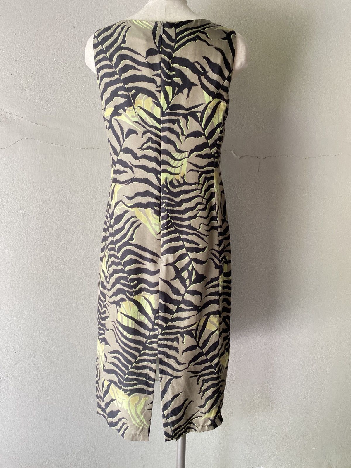 Max Mara Maxmara Green Tiger Printed dress. Size S / US 4 / IT 40 - 19 Thumbnail