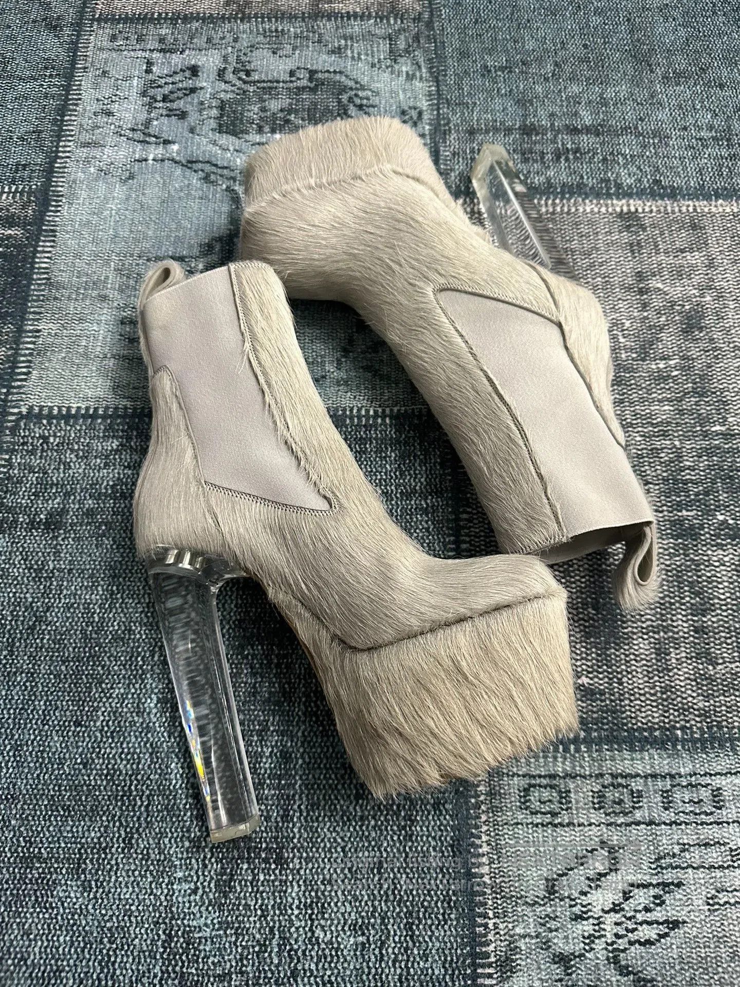 Rick Owens Rick Owens 22FW Gray Horsehair Kiss Boots. Size US 7 / IT 37 - 1 Thumbnail