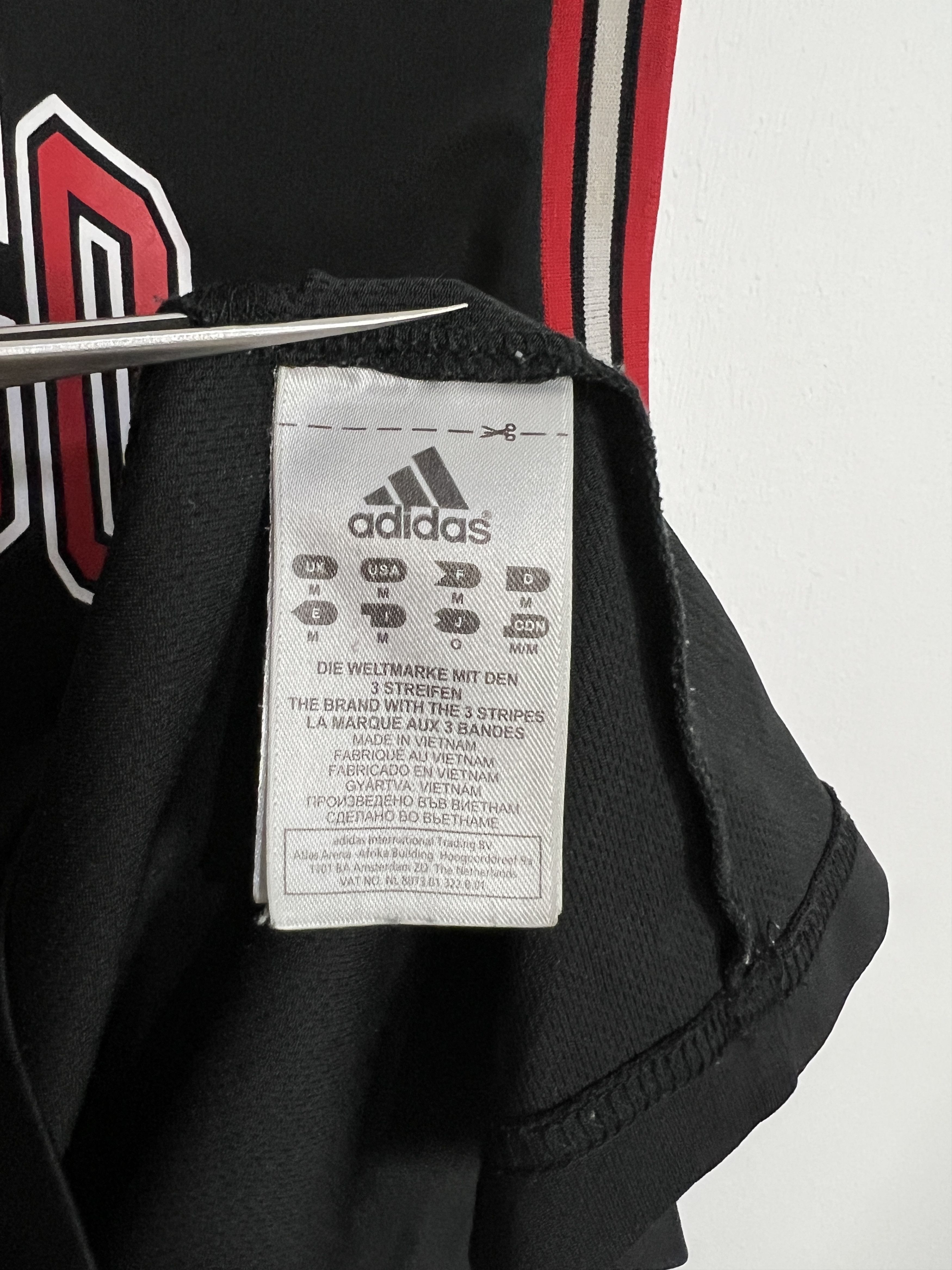 Adidas Vintage Adidas Chicago Bulls Derrick Rose NBA Jersey Shirt Size US M / EU 48-50 / 2 - 7 Thumbnail