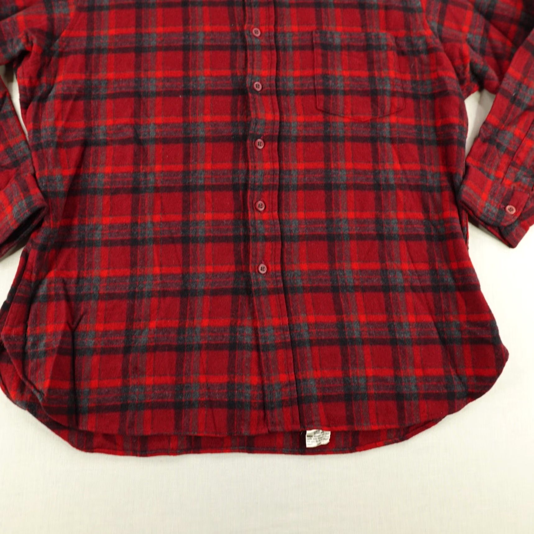 Pendleton VINTAGE Pendleton Shirt Mens XL Red Gray Wool Plaid Flannel Lodge Button Up 70s Size US XL / EU 56 / 4 - 3 Thumbnail