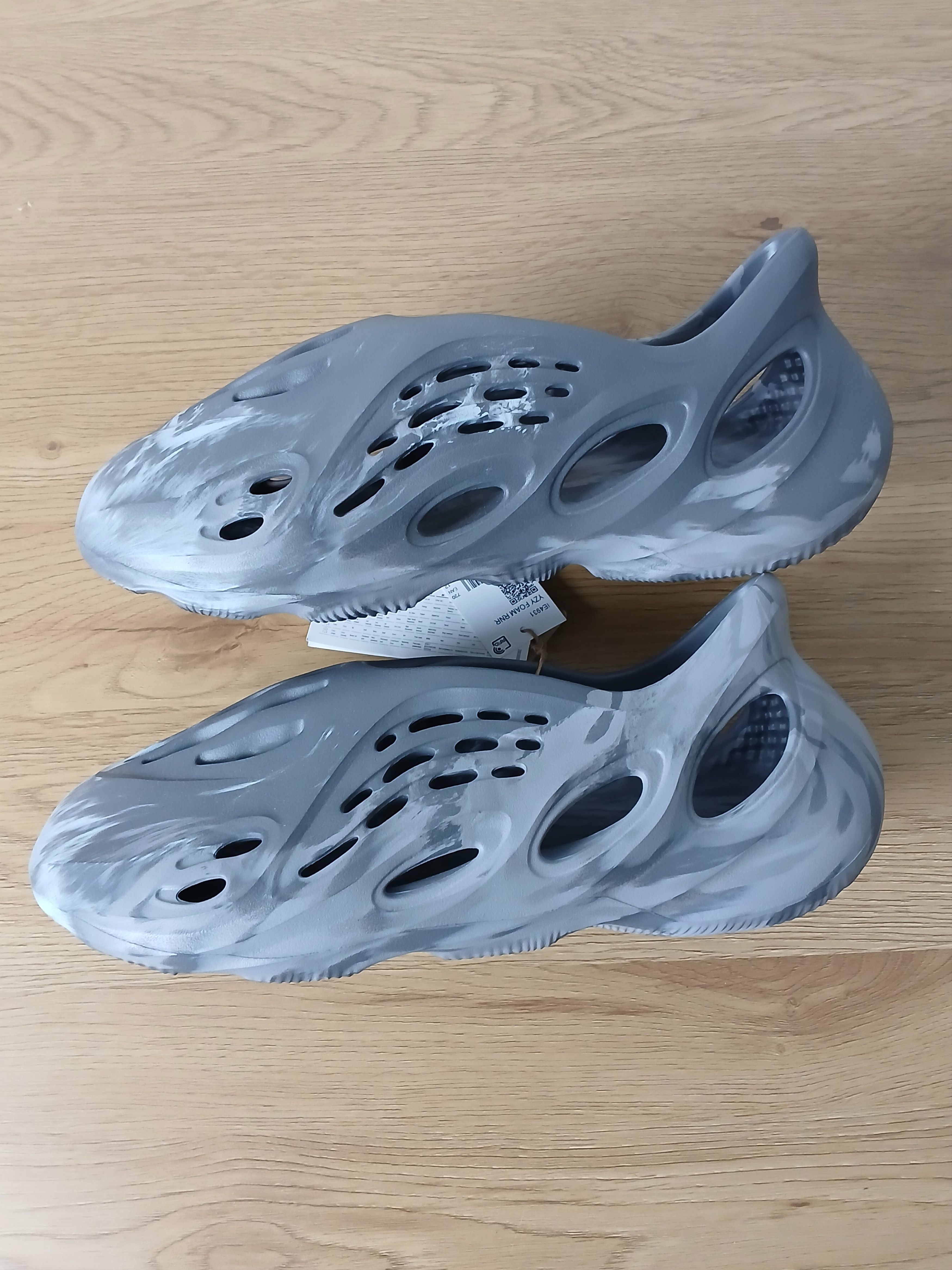 Adidas × Kanye West × Yeezy New Adidas Yeezy Foam Runner Size US 12 / EU 45 - 2 Thumbnail