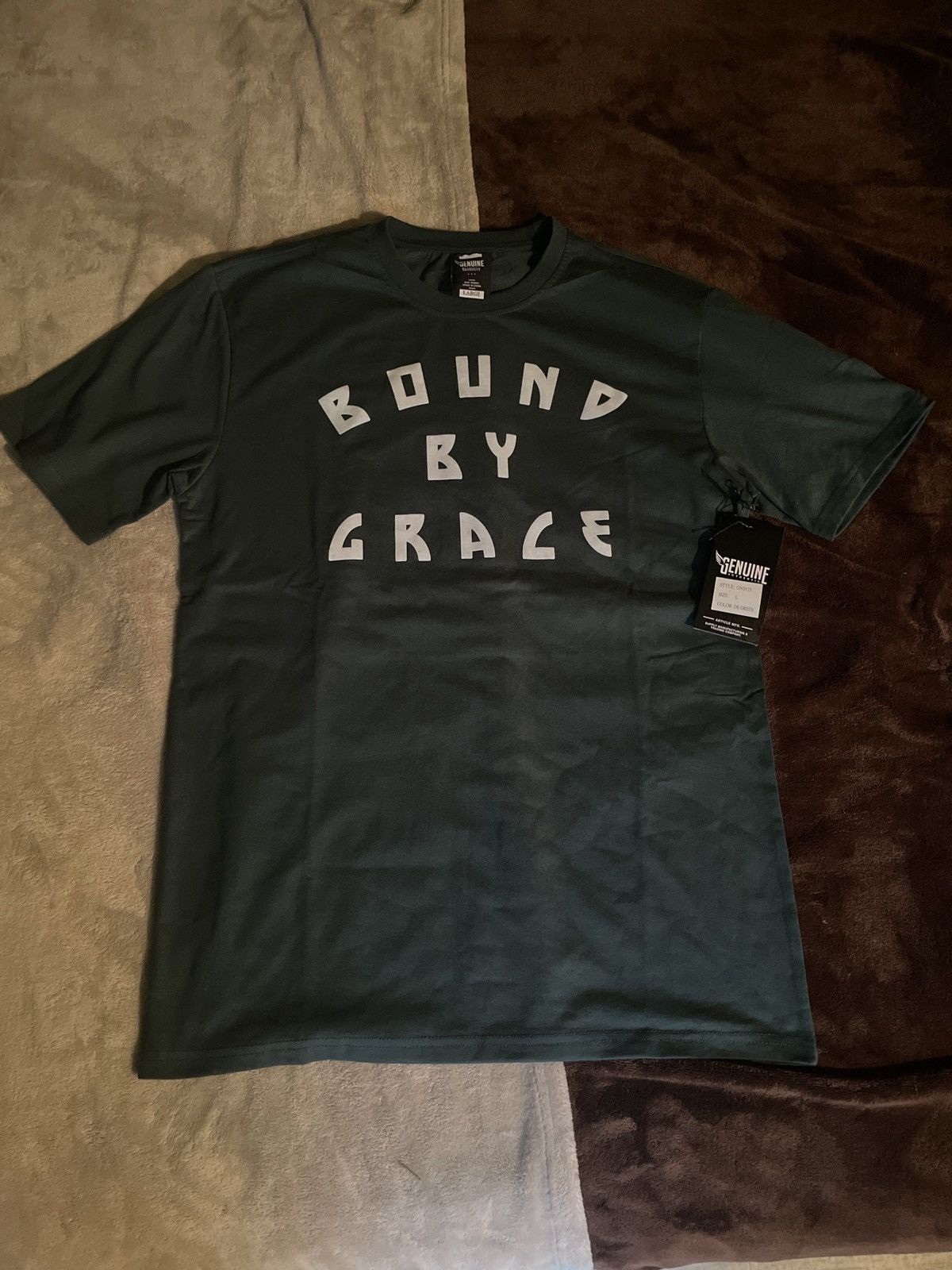 Other “Men’s” Brand new with tag Large green Genuine brand T-shirt Size US L / EU 52-54 / 3 - 1 Thumbnail