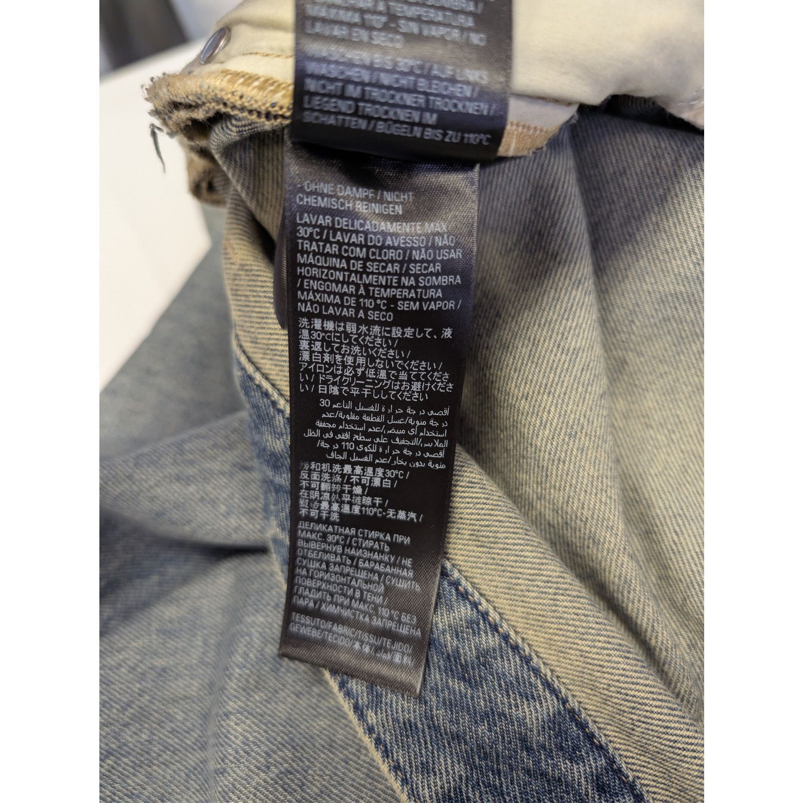 Balenciaga o1rshd1 Baggy Denim Shorts in Blue Rust M Size US 32 / EU 48 - 19 Thumbnail