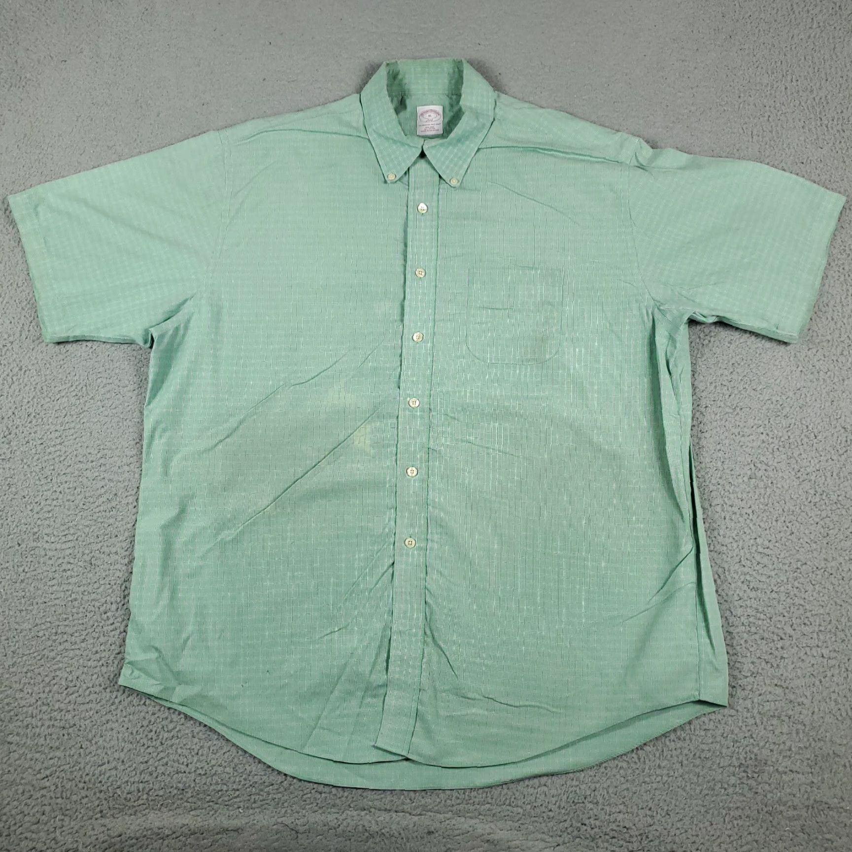 Brooks Brothers VINTAGE Brooks Brothers Green Plaid Men's Short Sleeve Button-Up Shirt XL Casual Modern Men Size US XL / EU 56 / 4 - 2 Thumbnail
