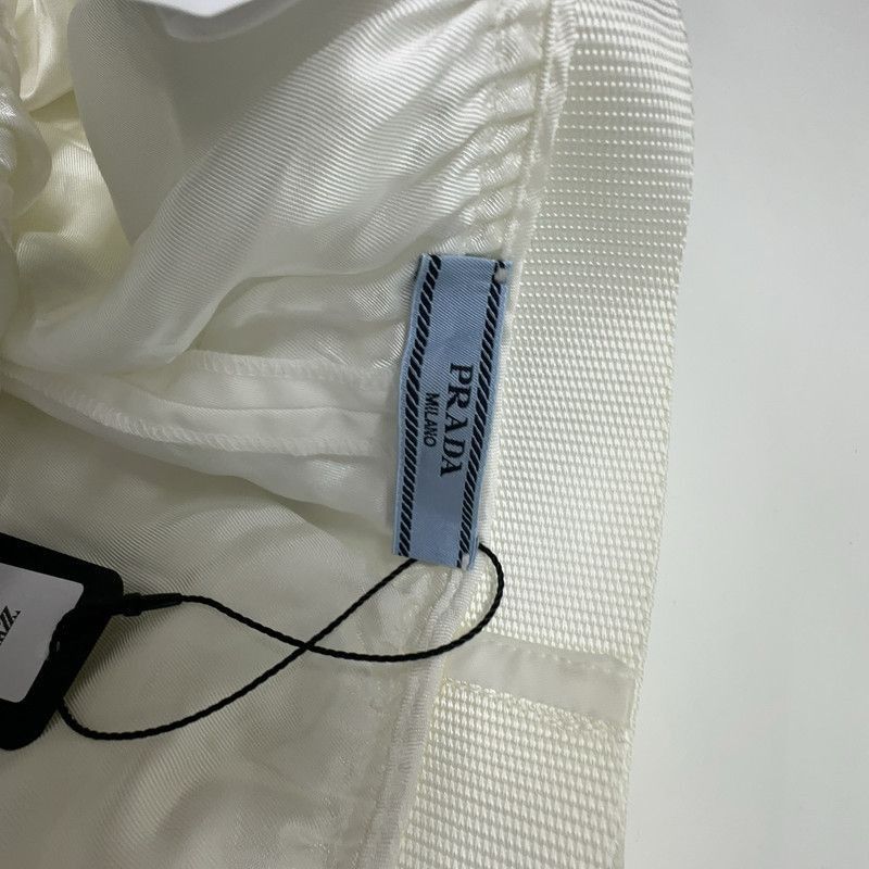 Prada Prada SS21 Recycled Nylon Shorts for Women-2506 Size US 38 / EU 54 - 2 Thumbnail