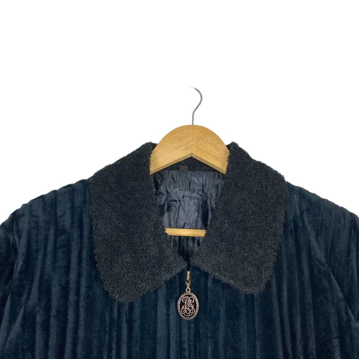 Beauty Beast NICE DESIGN!! INSPIRED BY YOHJI YAMAMOTO Size US L / EU 52-54 / 3 - 6 Thumbnail
