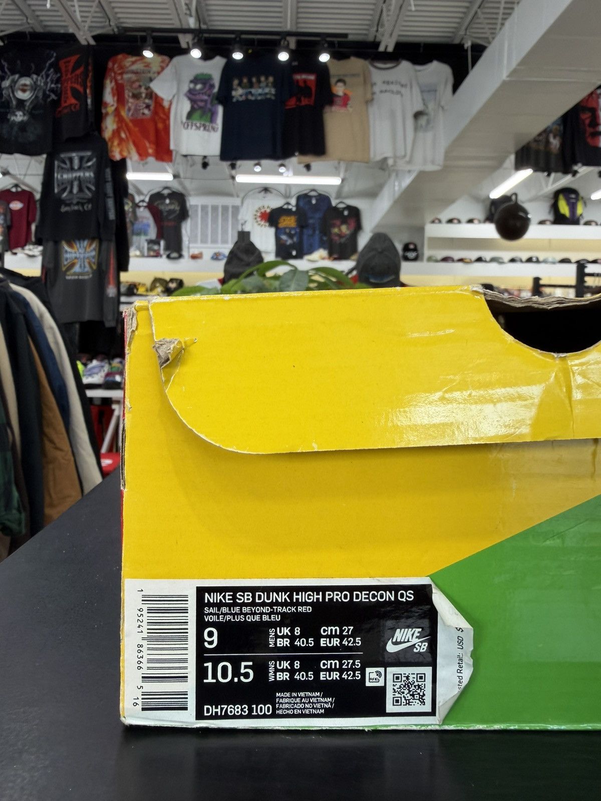 Nike Nike SB Dunk High Ishod Wair X Magnus Walker Size 9 (2021) Size US 9 / EU 42 - 13 Thumbnail