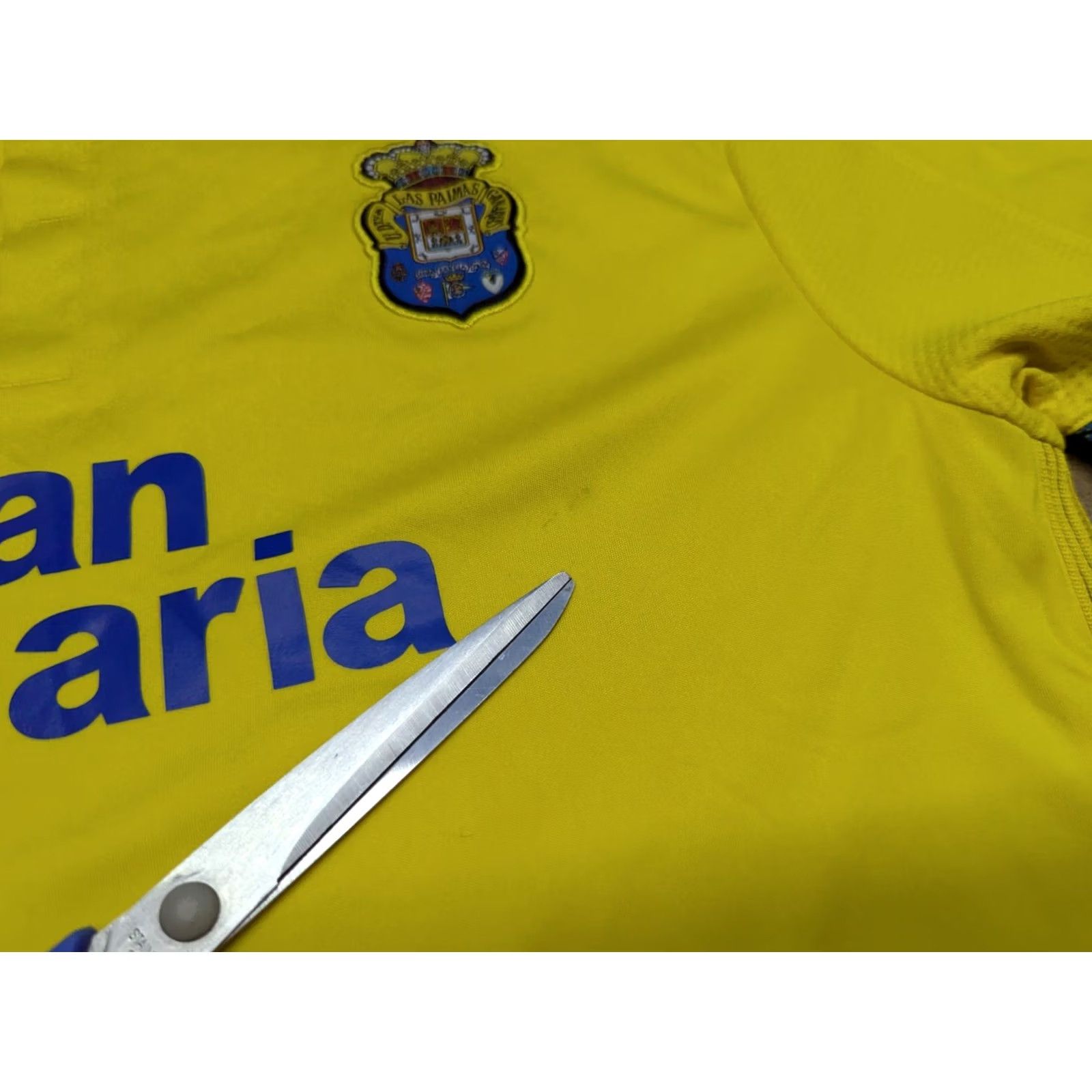 Vintage Acerbis Las Palmas Mens Jersey XS Home Yellow Football Shirt Short Sleeve Pullover Quick Dry 100% Polyester Athletic Sports Top Mens Size US XS / EU 42 / 0 - 4 Thumbnail