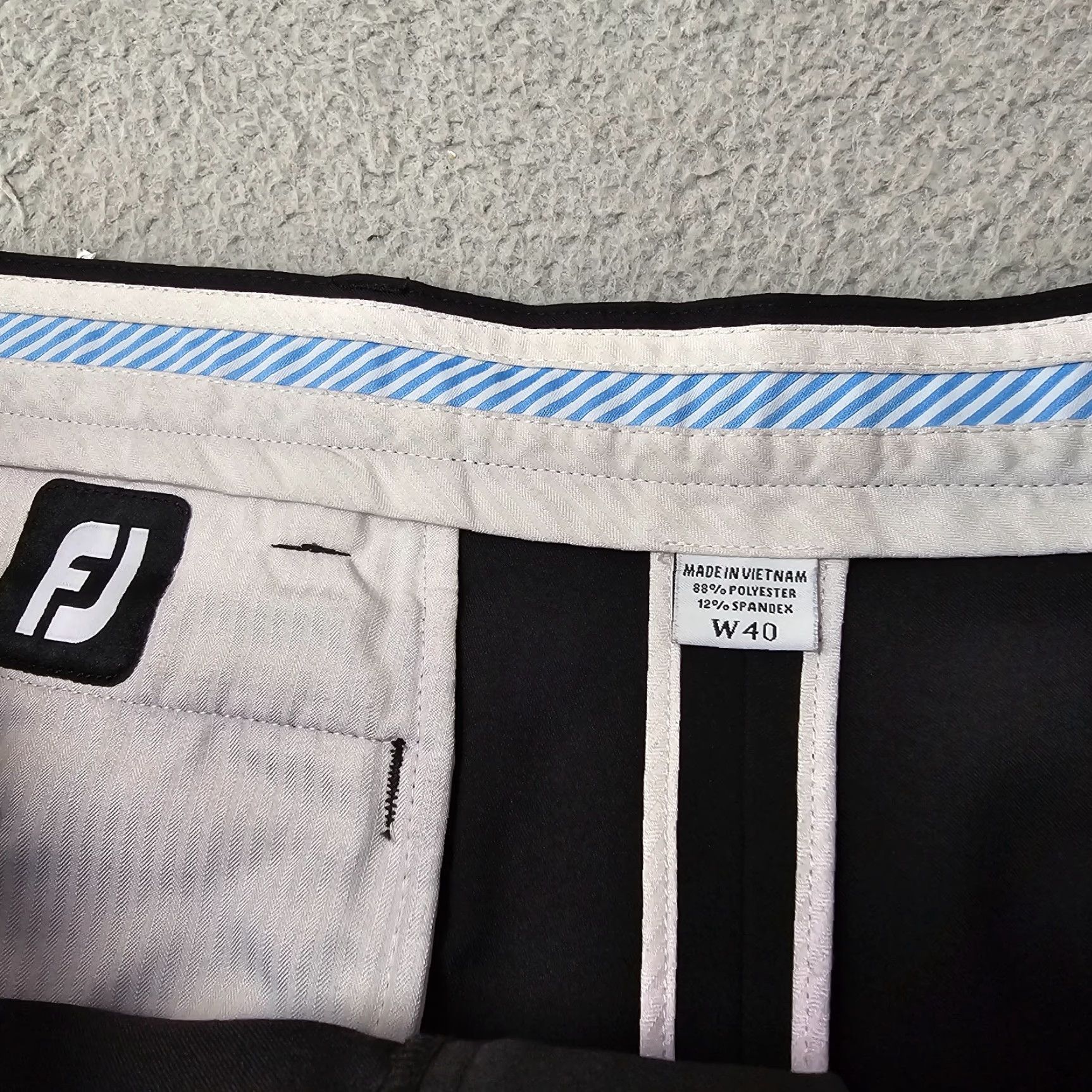 Footjoy FootJoy Shorts Mens 40 Black Flat Front Performance Chino Stretch Golf 9" Inseam Size US 40 / EU 56 - 4 Thumbnail