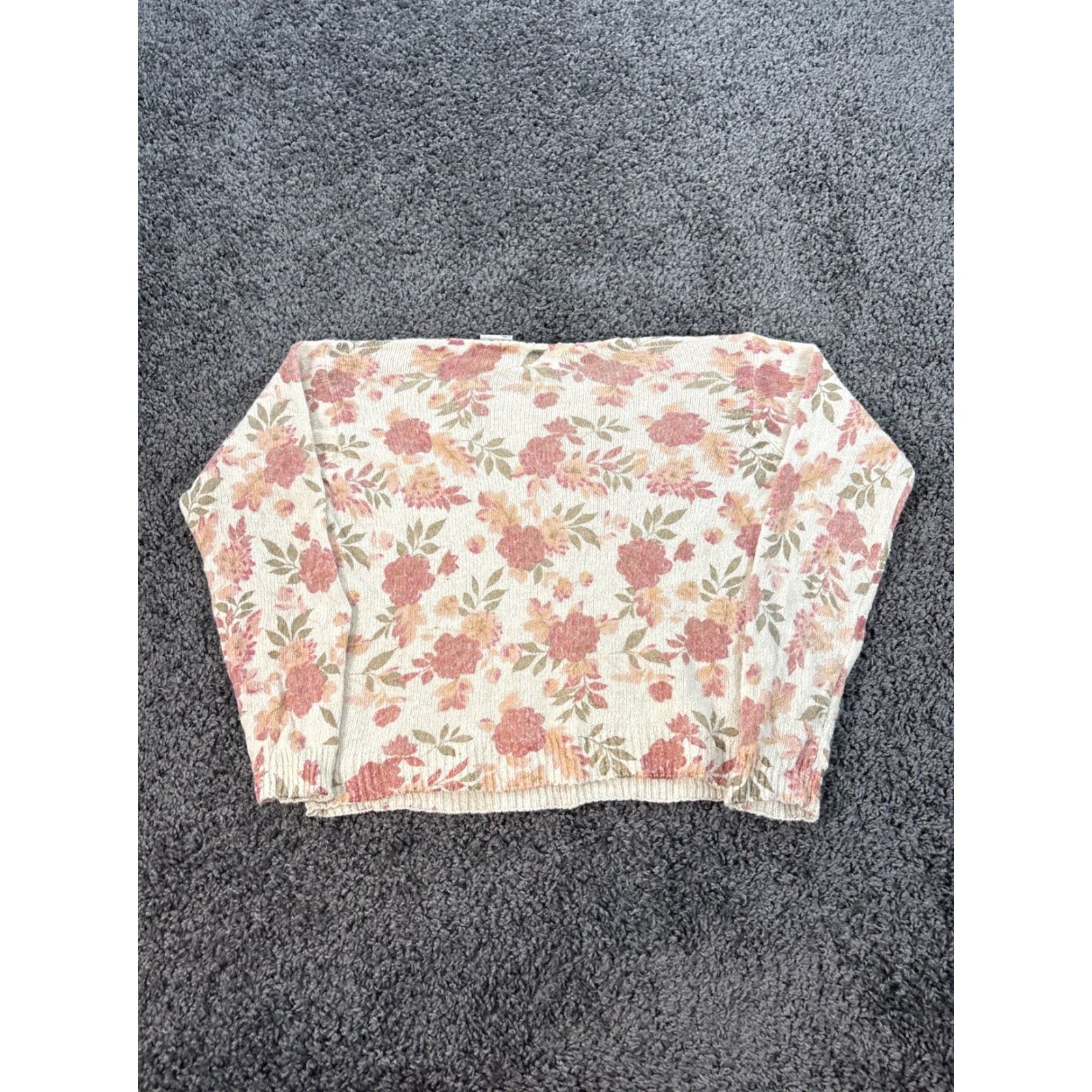 Lee VINTAGE Kathie Lee Sweater Womens Small Pink Silk Floral Sequin 90s Crew Neck Pullover Accessories Sequin Flower Winter Knit Womens Small Pink 90s Size S / US 4 / IT 40 - 5 Thumbnail