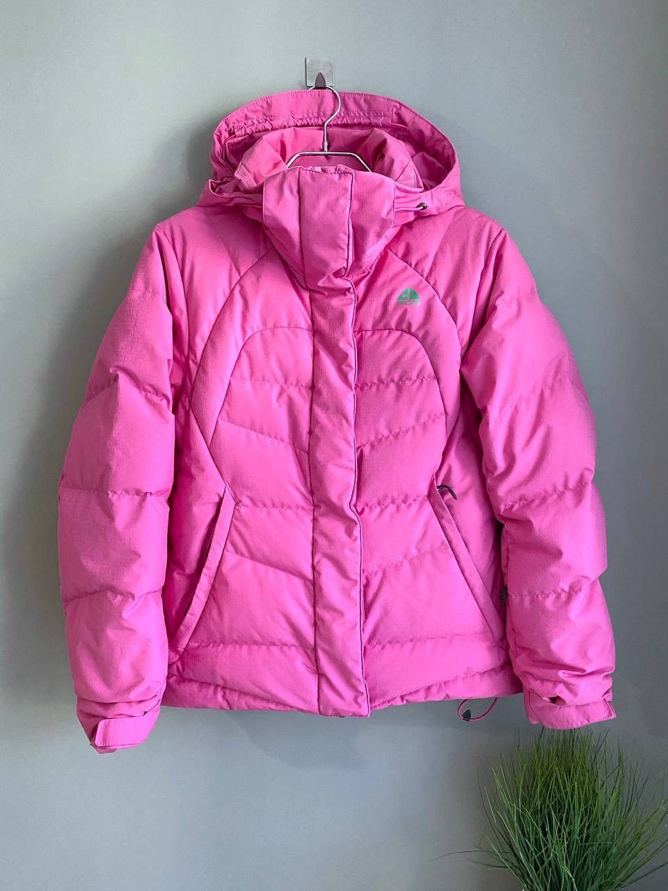Nike ACG Nike ACG Women’s Pink Down Puffer Ski Jacket, Size M Size M / US 6-8 / IT 42-44 - 1 Thumbnail