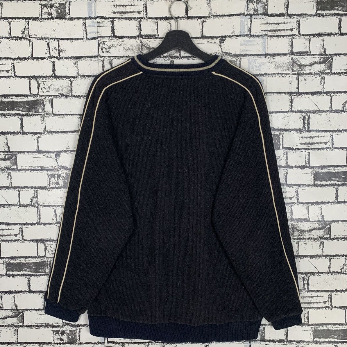 Body Glove × Designer × Vintage Vintage Body Glove Sweatshirt Size US L / EU 52-54 / 3 - 4 Thumbnail