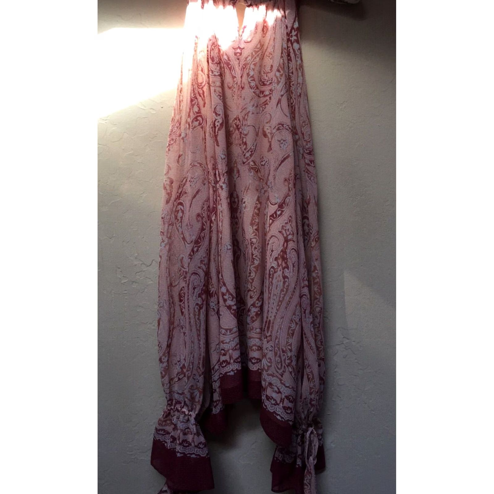 Bcbgmaxazria BCBGMAXAZRIA Women Blouse Small Floral Paisley Cold Shoulder Top Size S / US 4 / IT 40 - 5 Thumbnail