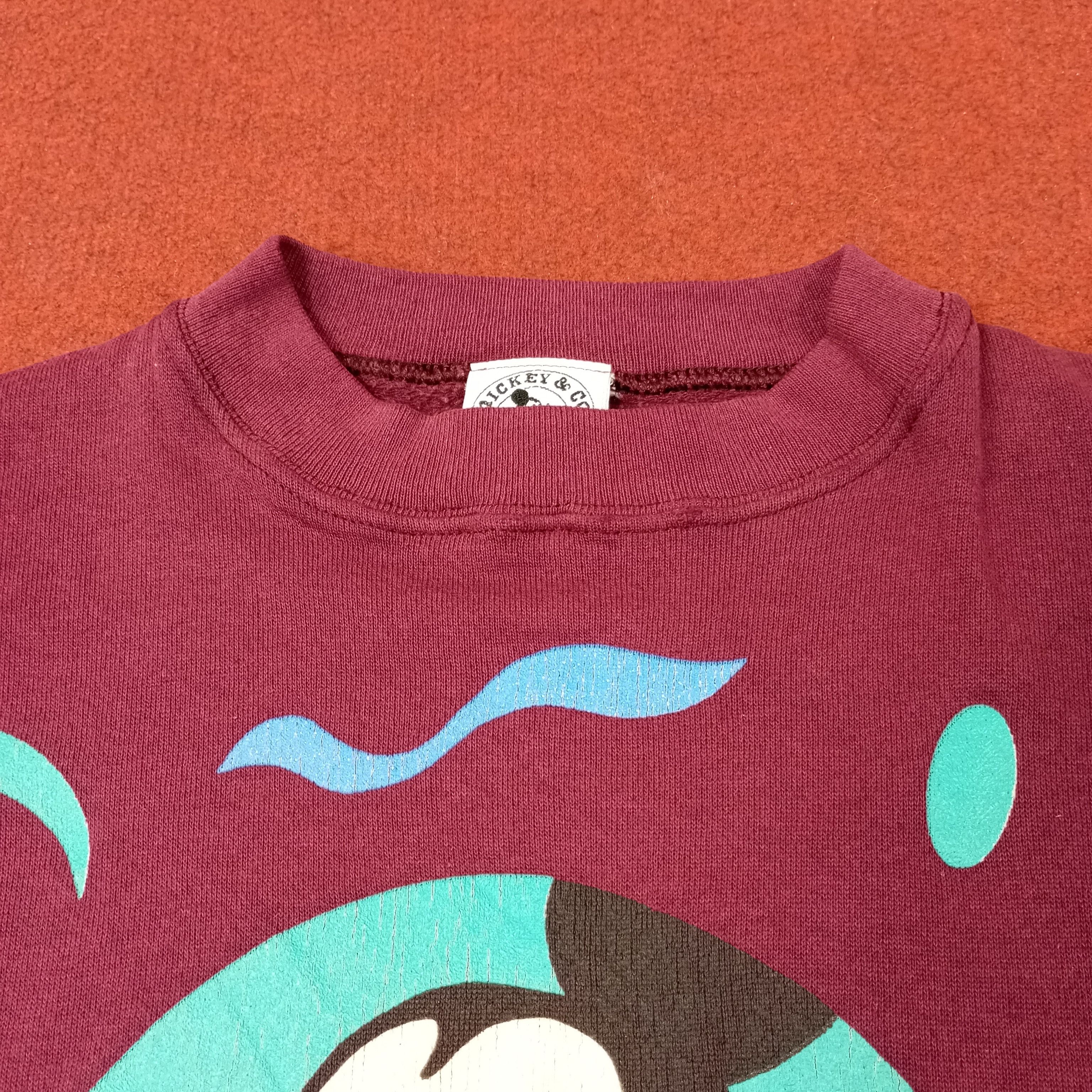 Vintage Mickey Mouse Disney Vintage Sweatshirt c255n18 Size US M / EU 48-50 / 2 - 3 Thumbnail