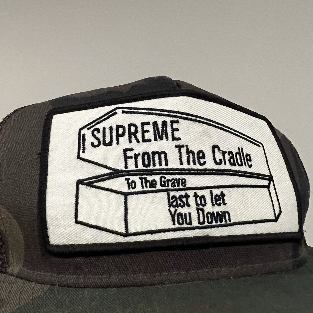 Supreme Supreme Coffin mesh snapback from the cradle to the grave Size ONE SIZE - 9 Thumbnail
