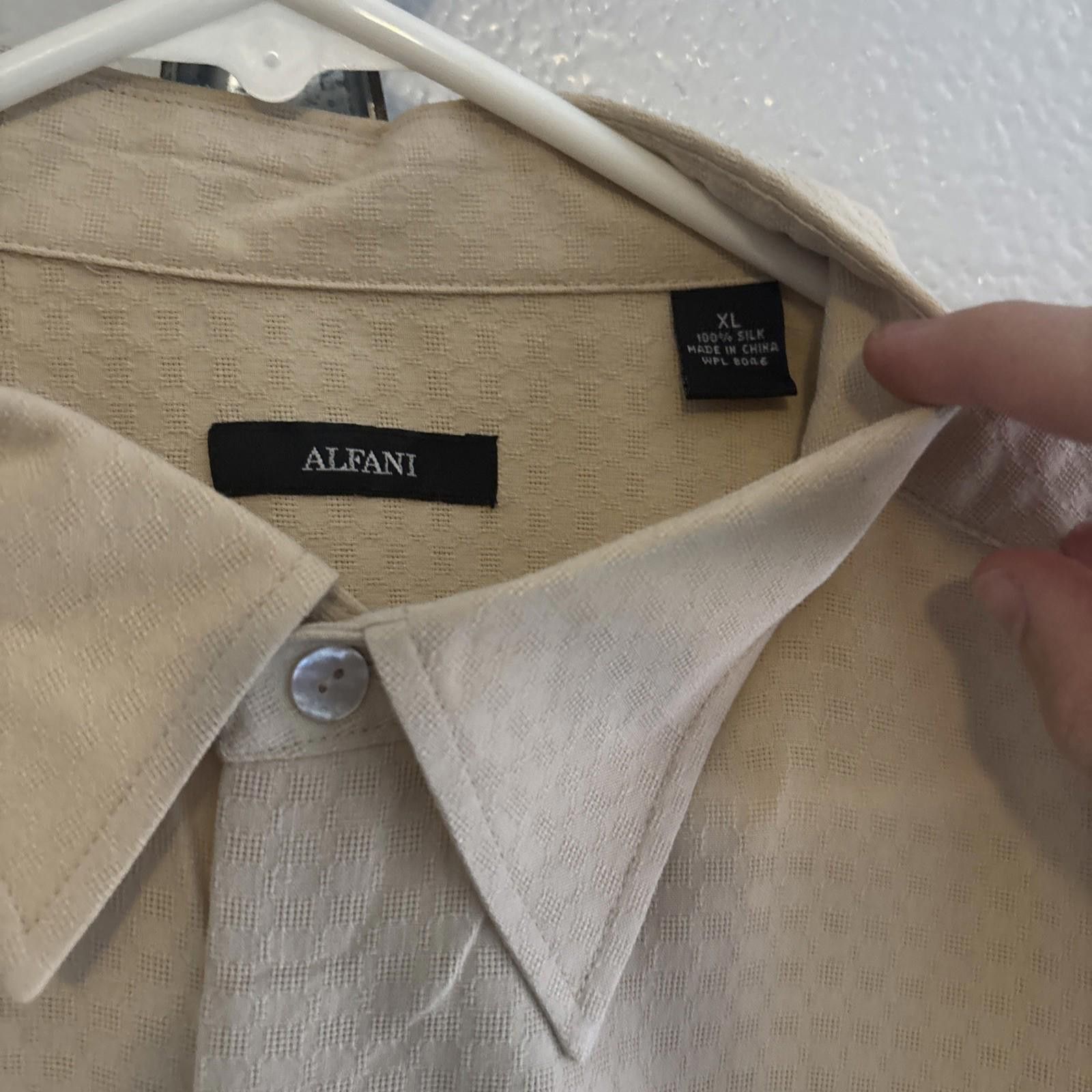 Alfani Alfani Shirt Mens XL 100% Silk Vintage NWT Beige Long Sleeve Size US XL / EU 56 / 4 - 2 Thumbnail