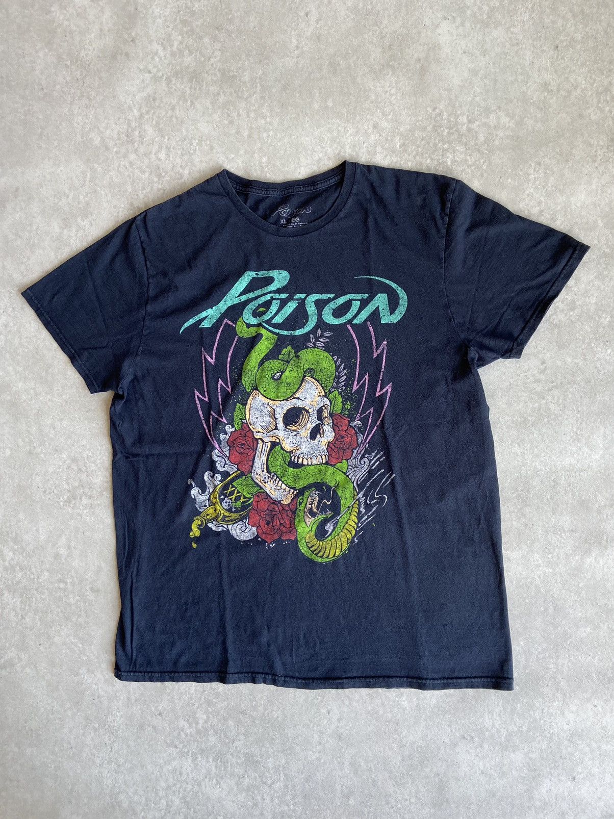 Band Tees × Vintage Vintage Poison Skull Graphic Tee Size US XL / EU 56 / 4 - 1 Thumbnail