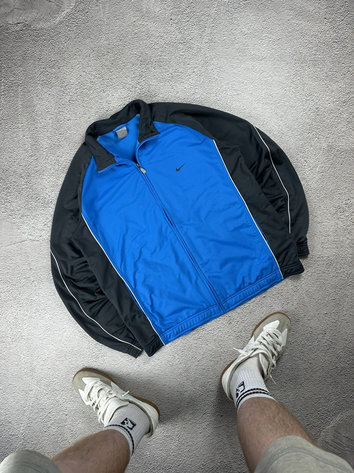 Nike Vintage Nike Olympic Full Zip Jacket Drill Y2K Style SK8 Size US L / EU 52-54 / 3 - 3 Thumbnail