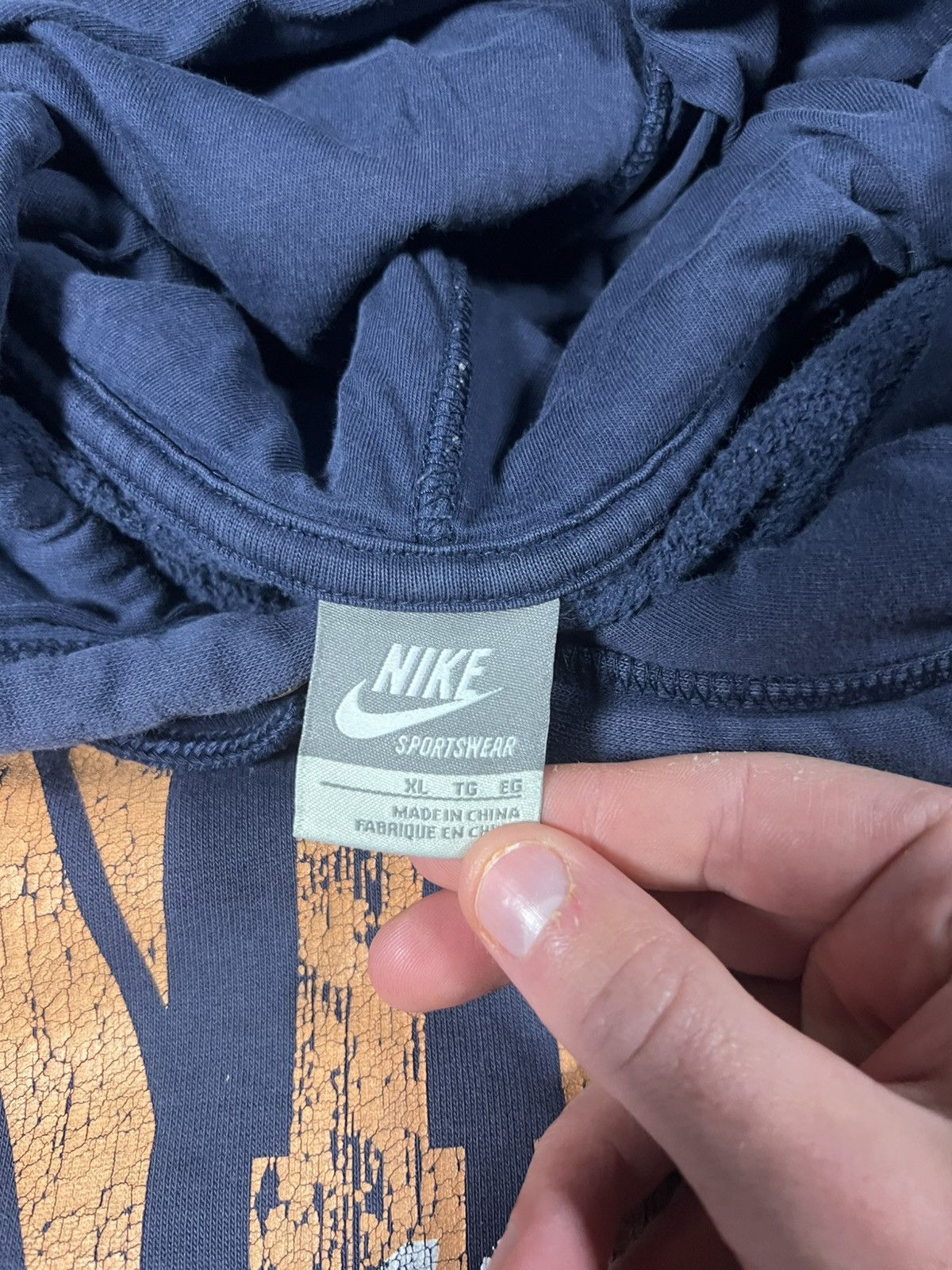 Nike Vintage Y2k Faded Distressed Nike Essential Fall Sweatshirt Size US XL / EU 56 / 4 - 3 Thumbnail