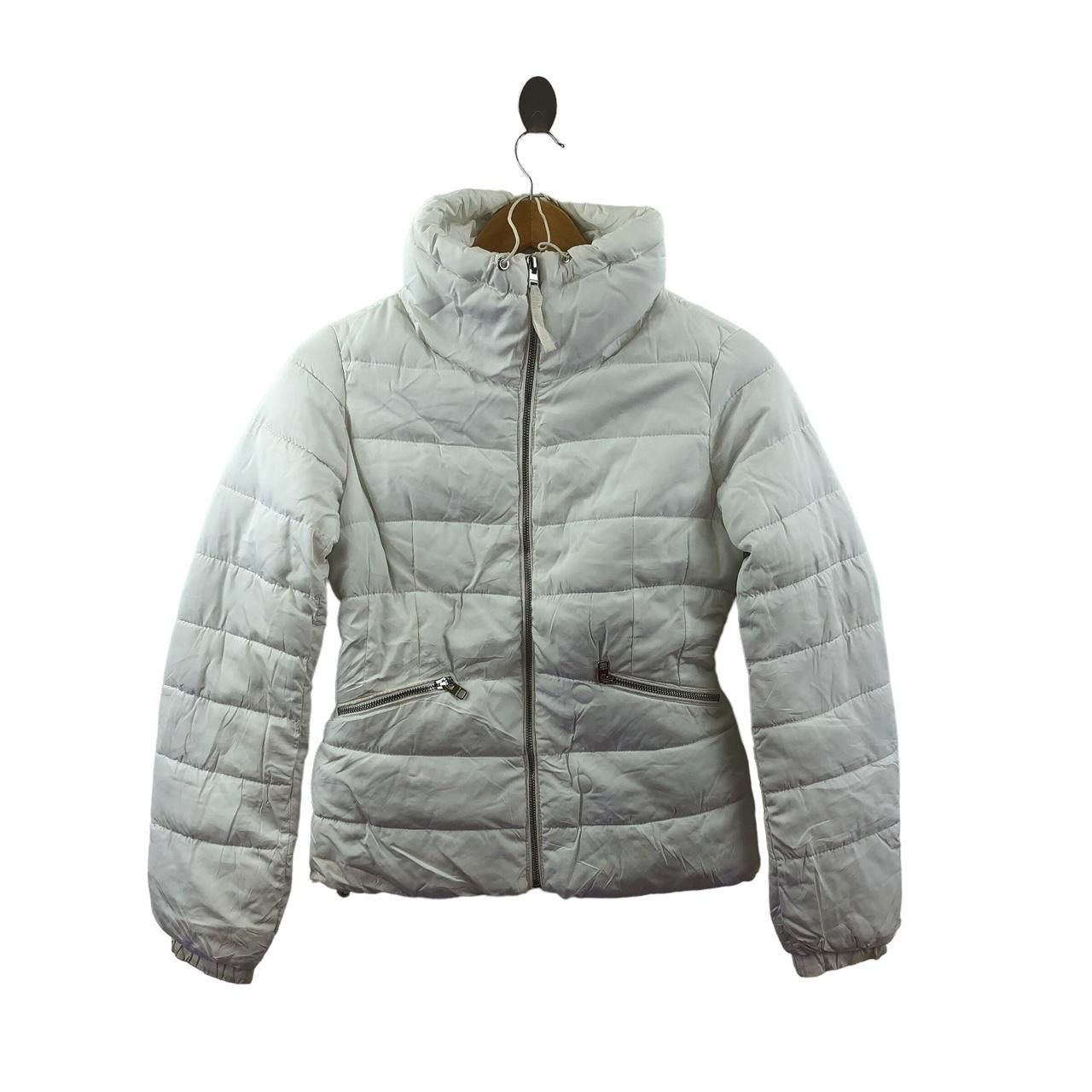 Bershka BERSHKA BSK Puffer Winter White Jacket Ski Outdoor Size XS / US 0-2 / IT 36-38 - 1 Thumbnail