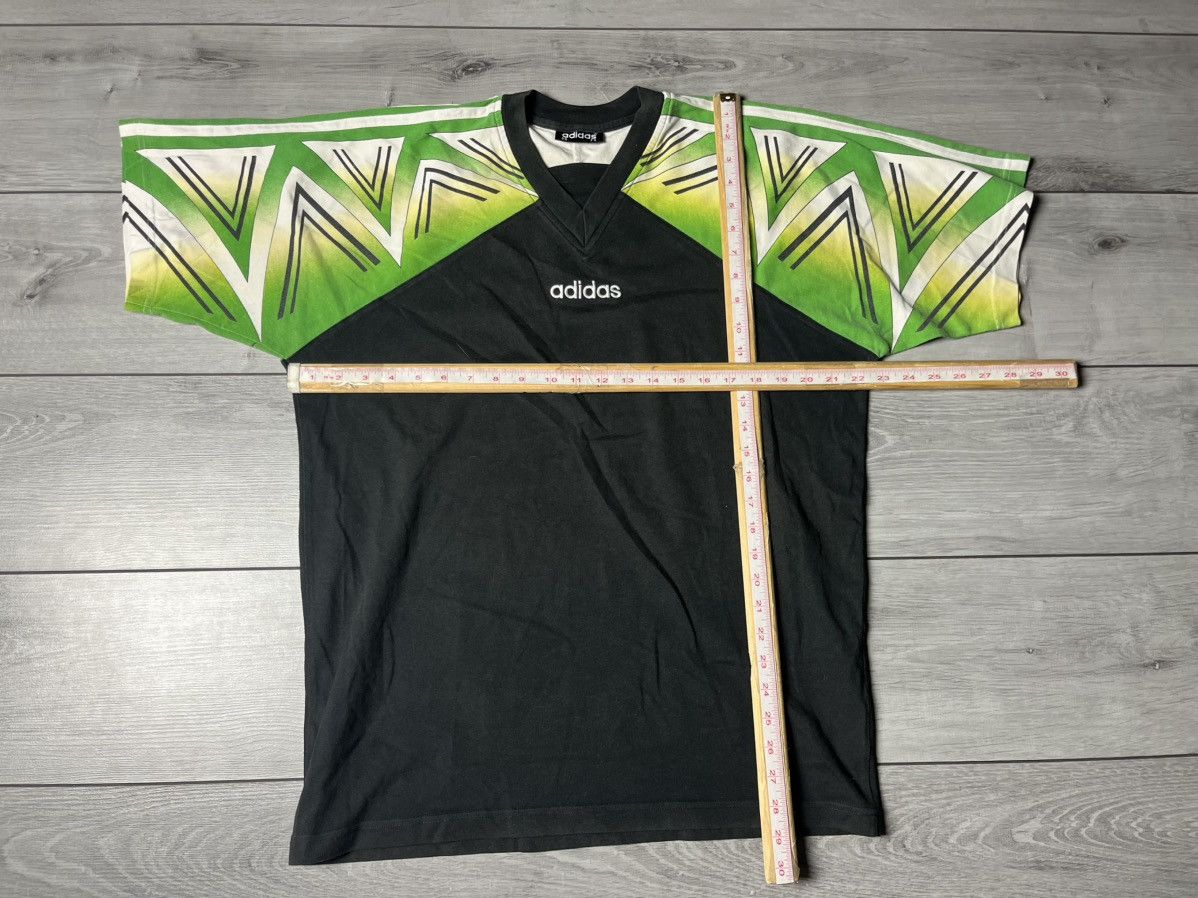 Adidas Vtg 90s Adidas Soccer Short Sleeve V-Neck T-Shirt Size M Size US M / EU 48-50 / 2 - 6 Thumbnail