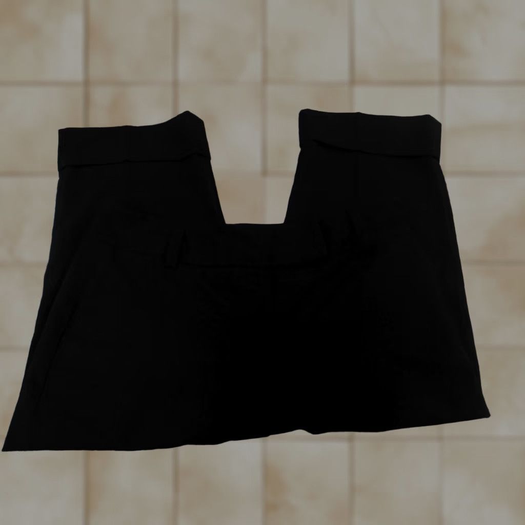 Apt. 9 Apt. 9 Pants Womens 12 Black Capri Straight Modern Fit Regular Inseam 20 Comfort Knit Cotton Blend Button Missing Size 34" / US 12 / IT 48 - 1 Thumbnail
