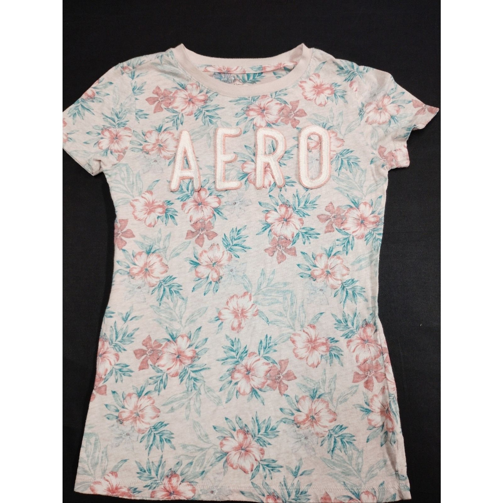 Aeropostale Aeropostale Pink & Aqua Floral Short Sleeve Tee Size S / US 4 / IT 40 - 1 Thumbnail