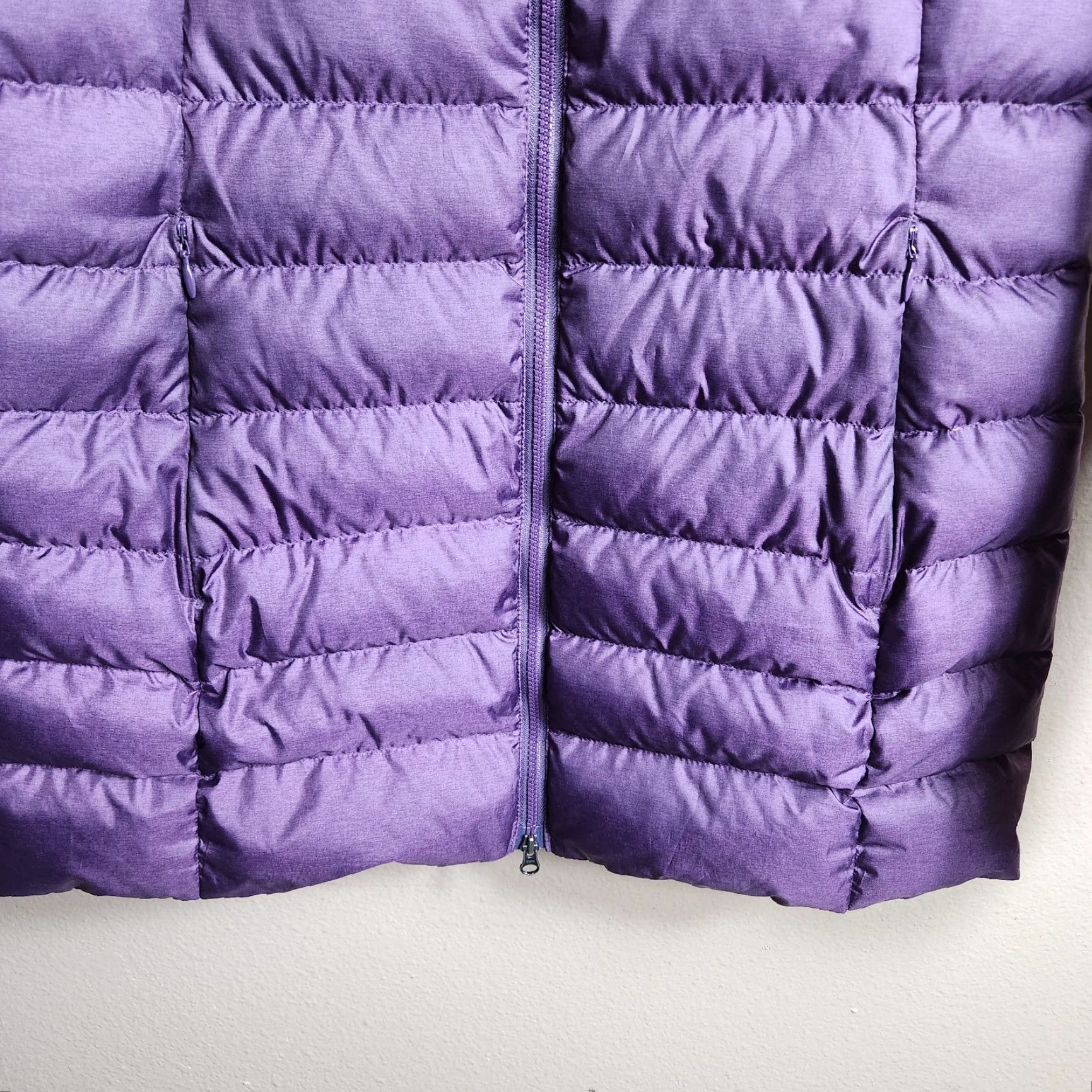 Eddie Bauer VINTAGE Eddie Bauer Womens Plum Purple Channeled Down Hooded Parka XS Coat Womens Parka Down Hooded Size XS / US 0-2 / IT 36-38 - 5 Thumbnail