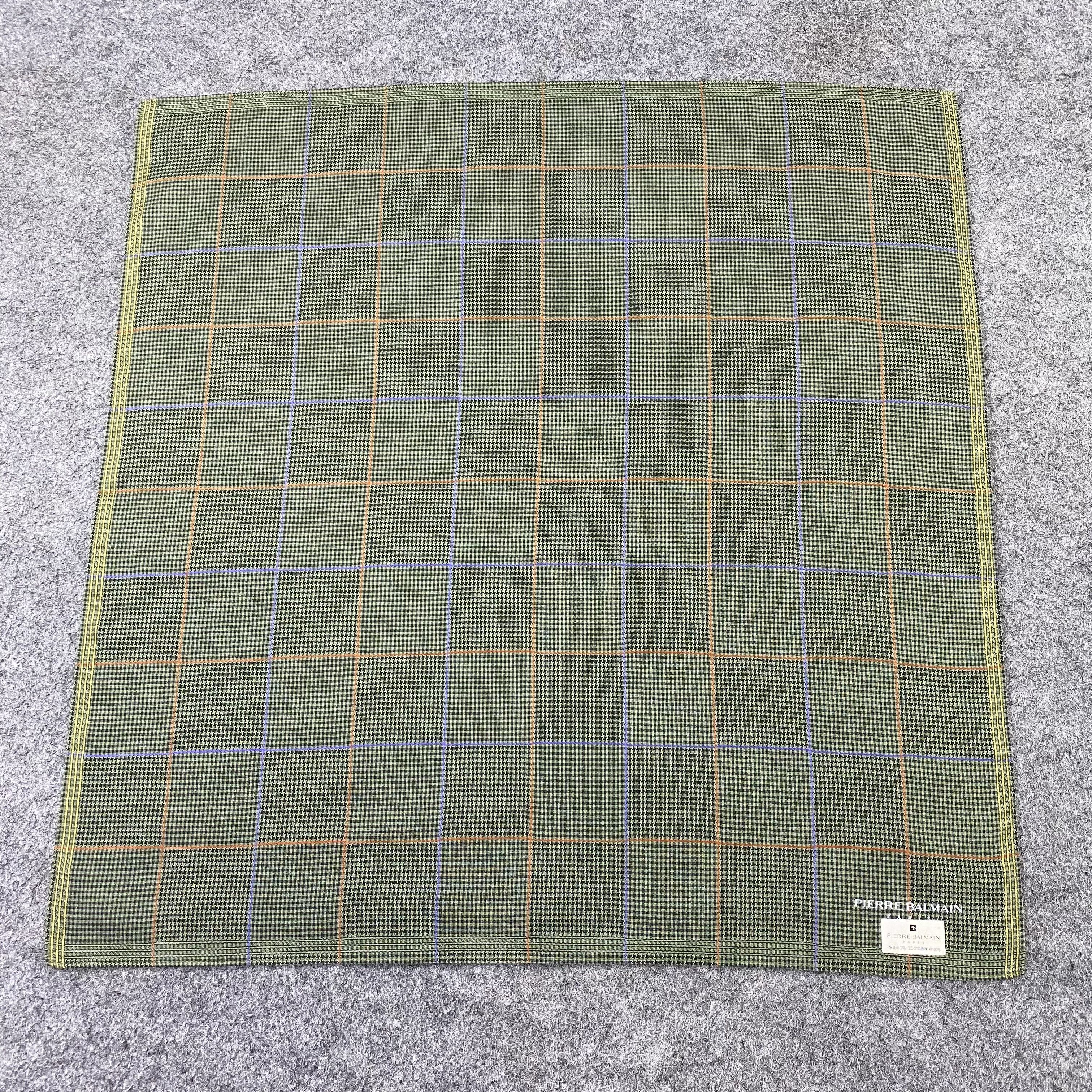 Pierre Balmain Pierre Balmain Handkerchief / Bandana / Neckerchief -B945 Size ONE SIZE - 3 Thumbnail