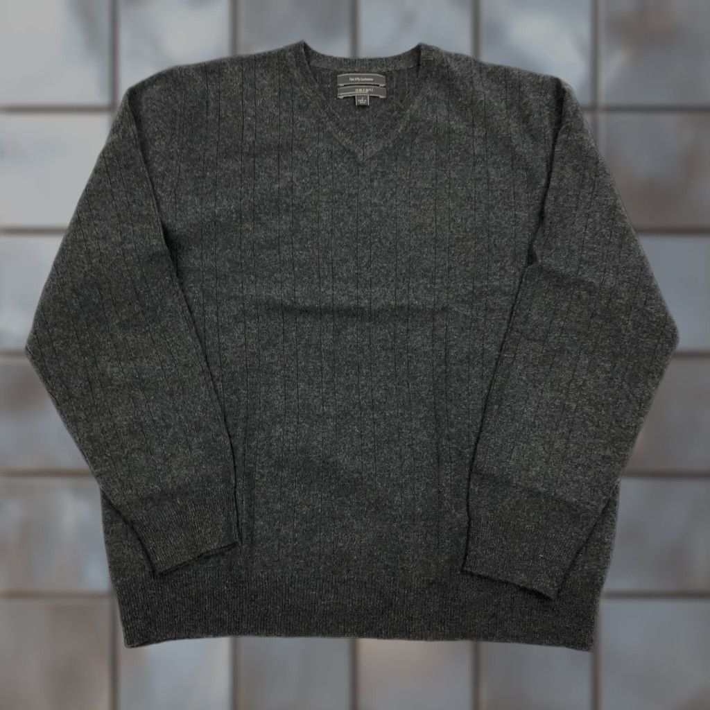 Vintage Cezani Men’s L Cashmere V-Neck Ribbed Knit Pullover Sweater Gray Regular Size Rib-Knit Lightweight All Seasons Casual Business Everyday Sweater Mens Size US L / EU 52-54 / 3 - 1 Thumbnail