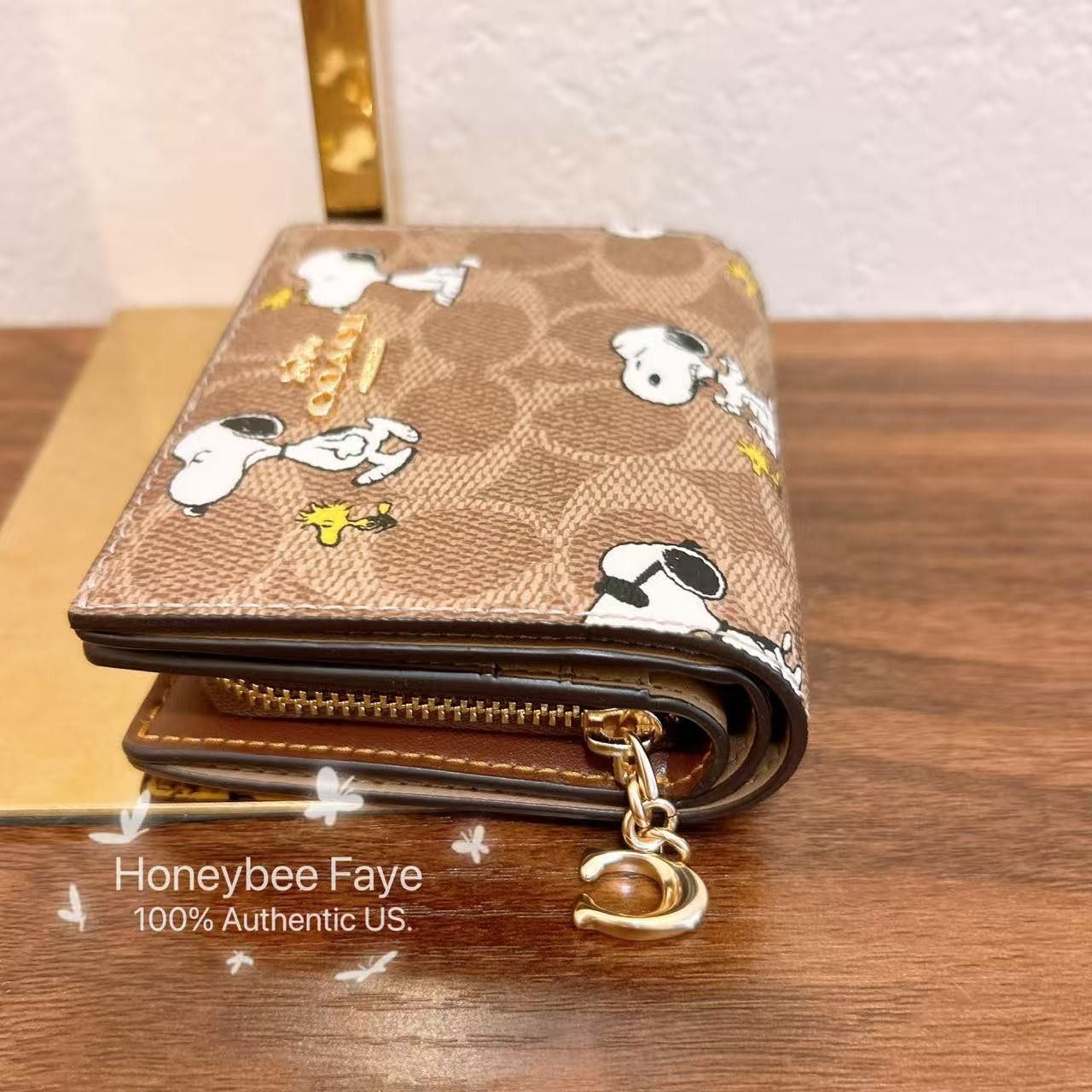 Coach Coach X Peanuts Snap Wallet With Snoopy Print CBN32 Size ONE SIZE - 2 Thumbnail