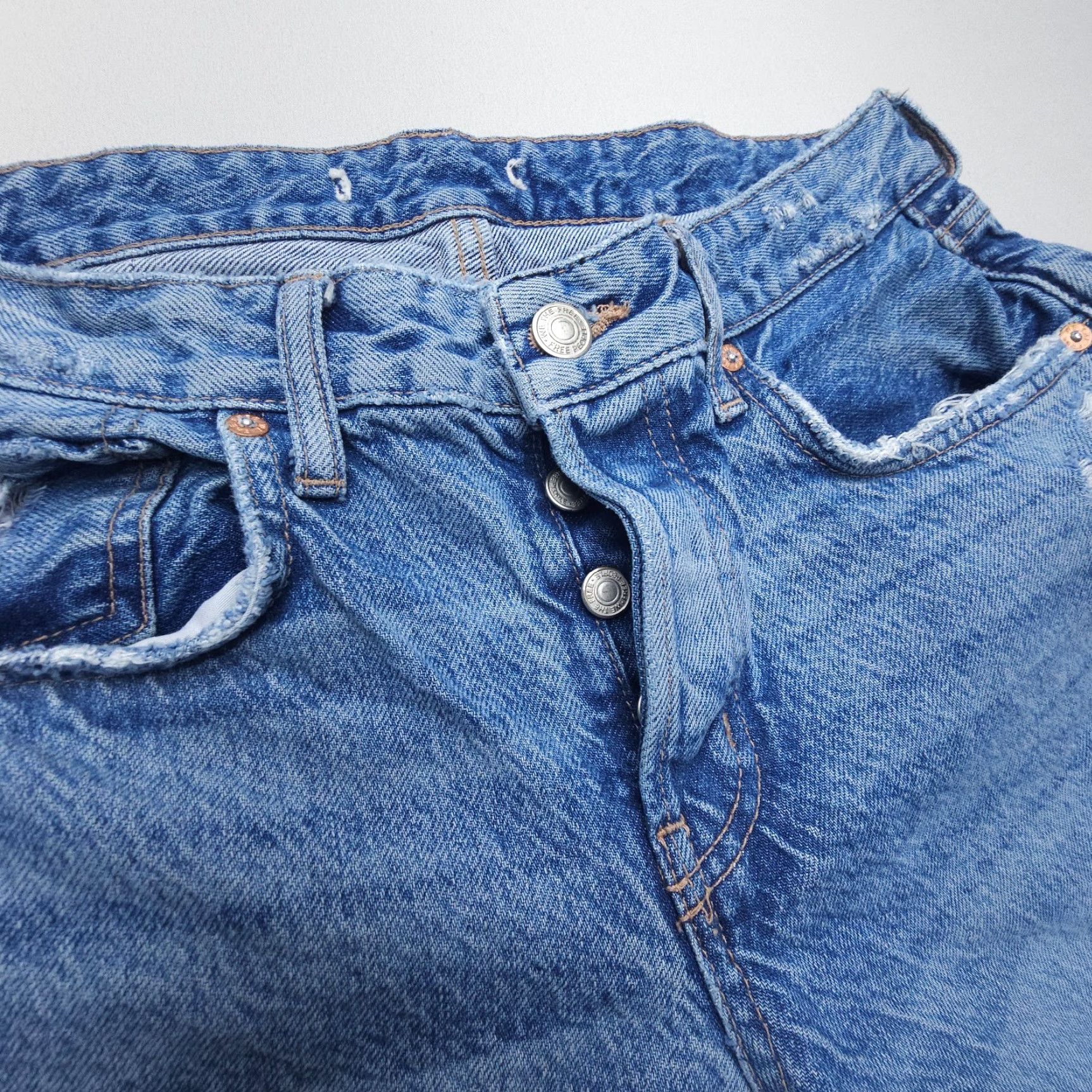 Free People Free People We The Free Distressed Crop Jeans Womens 31 x 25 Button Fly Denim Size 24" / US 00 / IT 34 - 4 Thumbnail