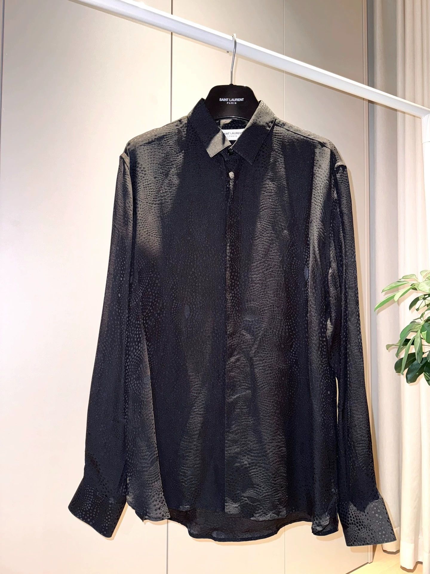 Saint Laurent Paris SLP 20SS Runway Silk Galaxy Shirt 39 M Near Mint Size US M / EU 48-50 / 2 - 1 Thumbnail