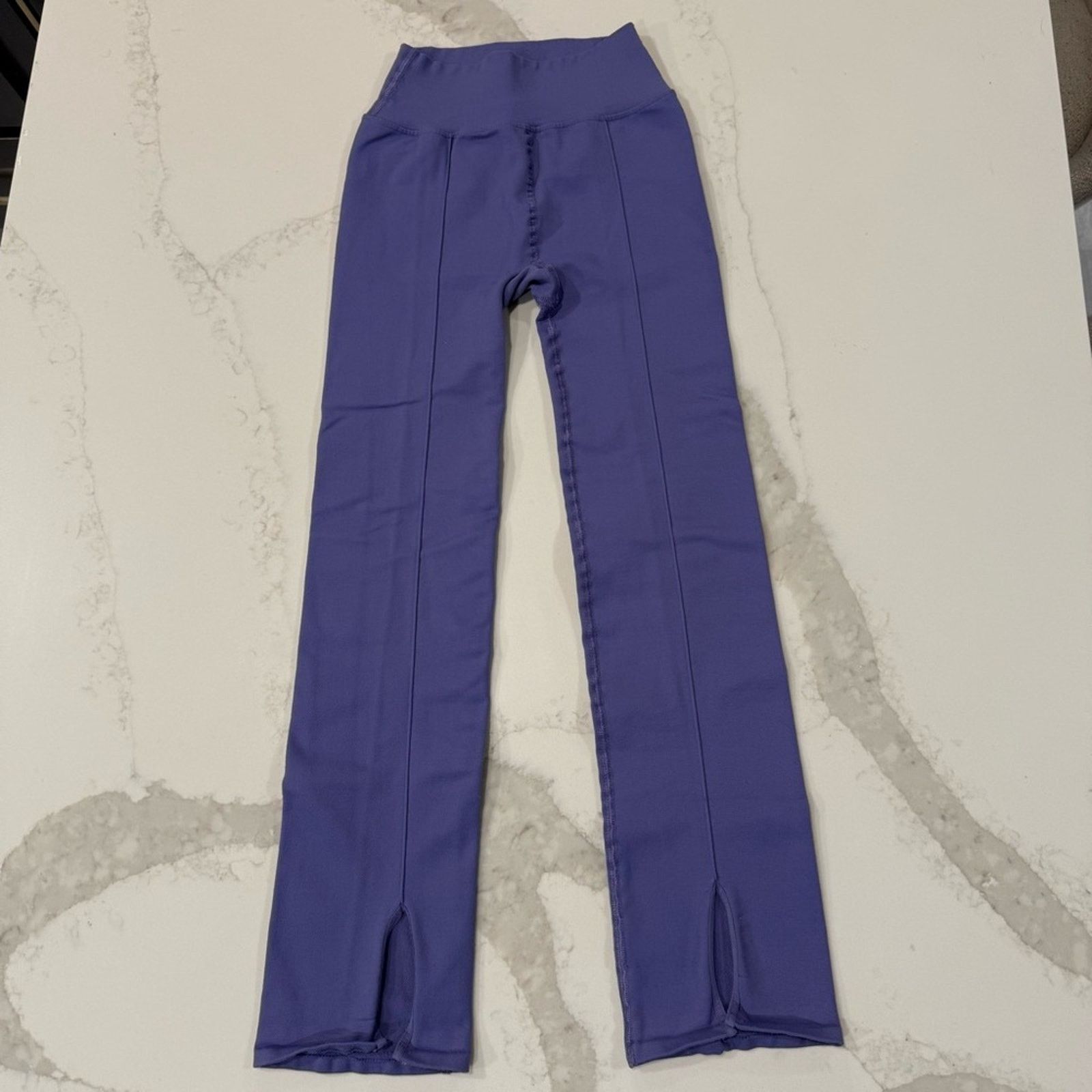 Free People Free People Movement Split Front Flare Leggings Women’s XXS Size 24" / US 00 / IT 34 - 1 Thumbnail