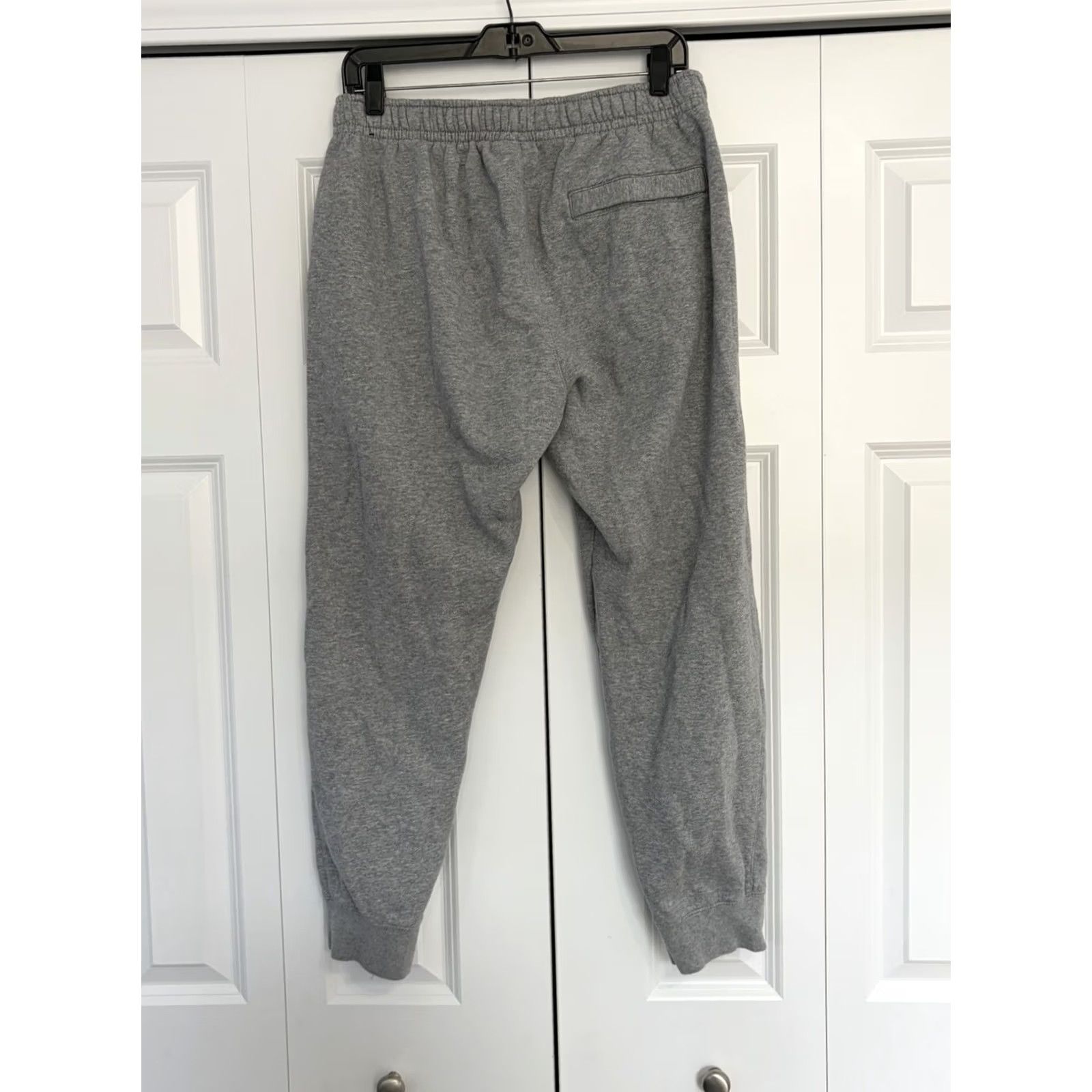 Nike Nike Mens Gray Club Fleece Joggers Sweatpants Sweats sz Medium Size US 31 - 2 Thumbnail