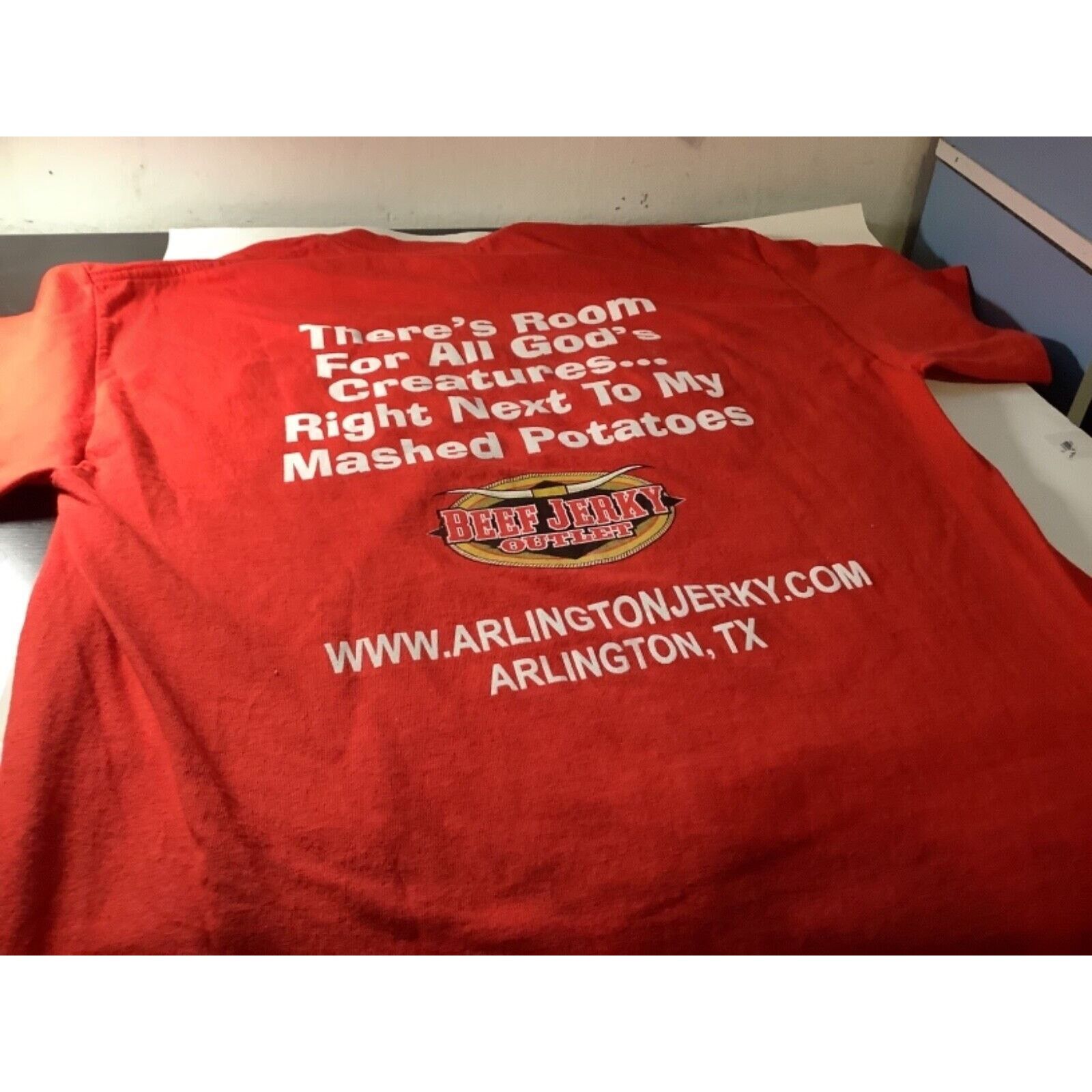 Gildan ARLINGTON JERKY PETA T-Shirt Men’s Adult M Red Short sleeved Size US M / EU 48-50 / 2 - 3 Thumbnail