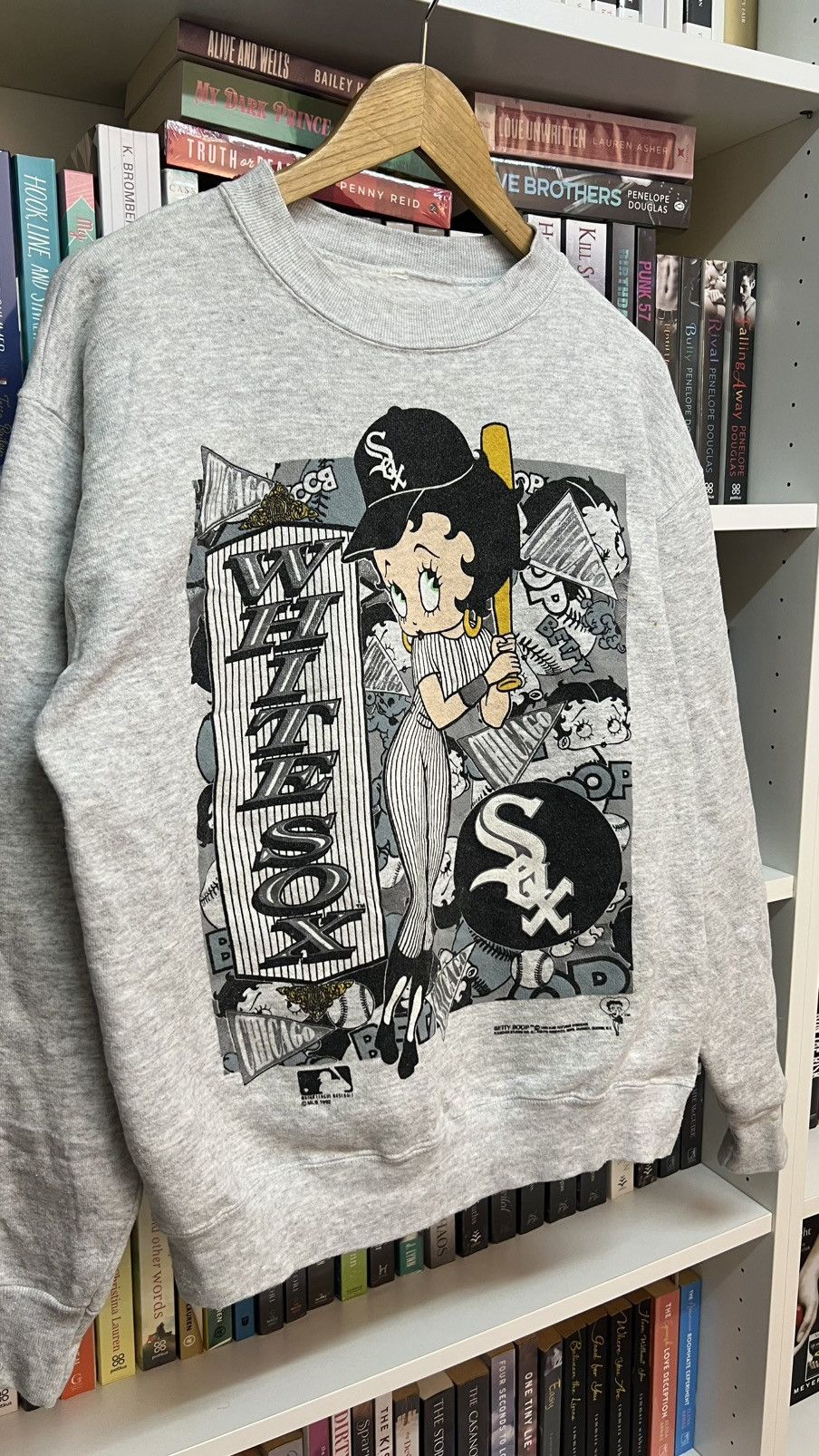 MLB Vintage Chicago Whitesox X Betty Boop Size US M / EU 48-50 / 2 - 3 Thumbnail