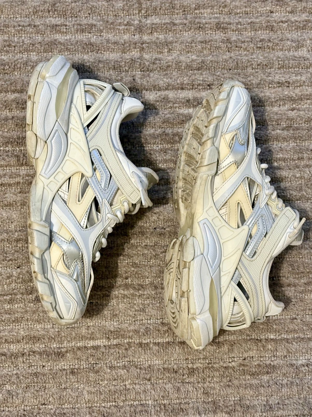 Balenciaga Balenciaga Track 2.0 Sneakers Size US 8 / IT 38 - 2 Thumbnail