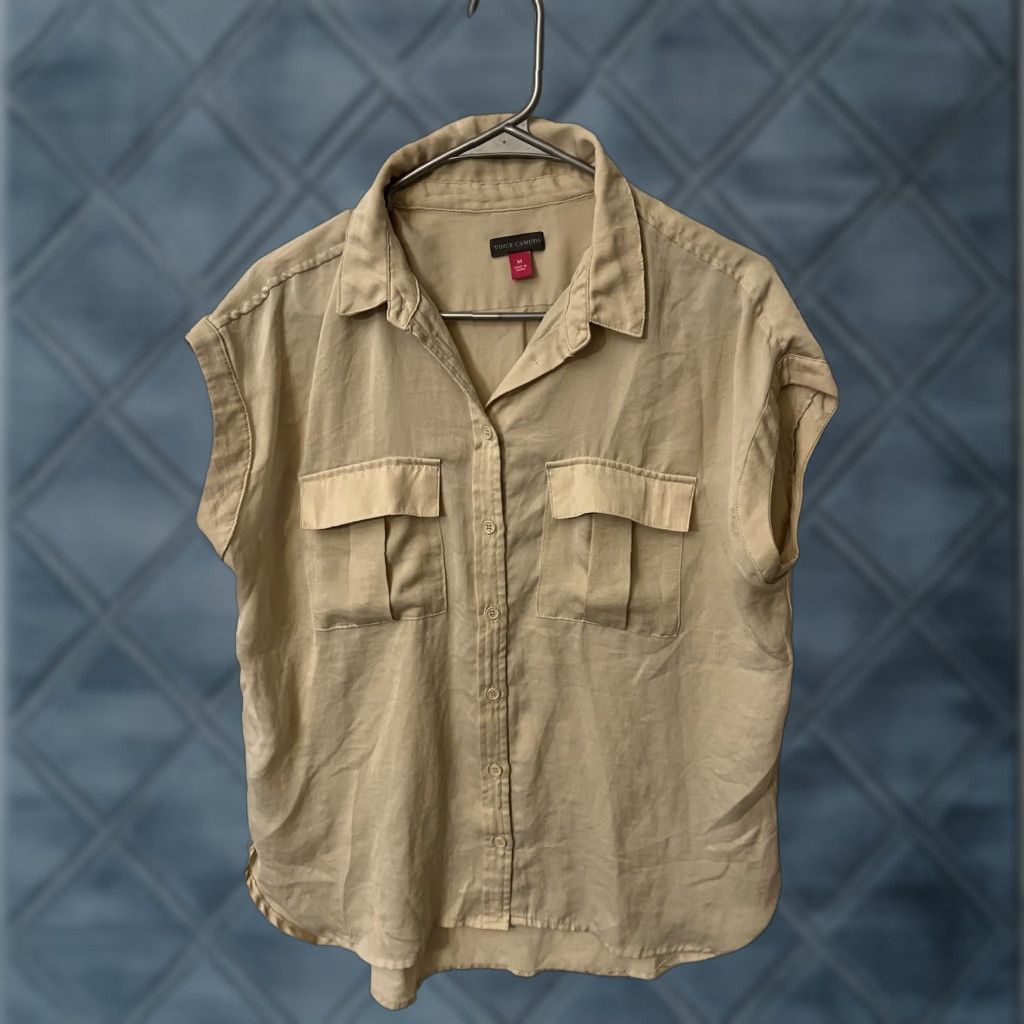 Vince Camuto Vince Camuto Blouse Women’s M Beige Sleeveless Button Up Top Size M / US 6-8 / IT 42-44 - 1 Thumbnail