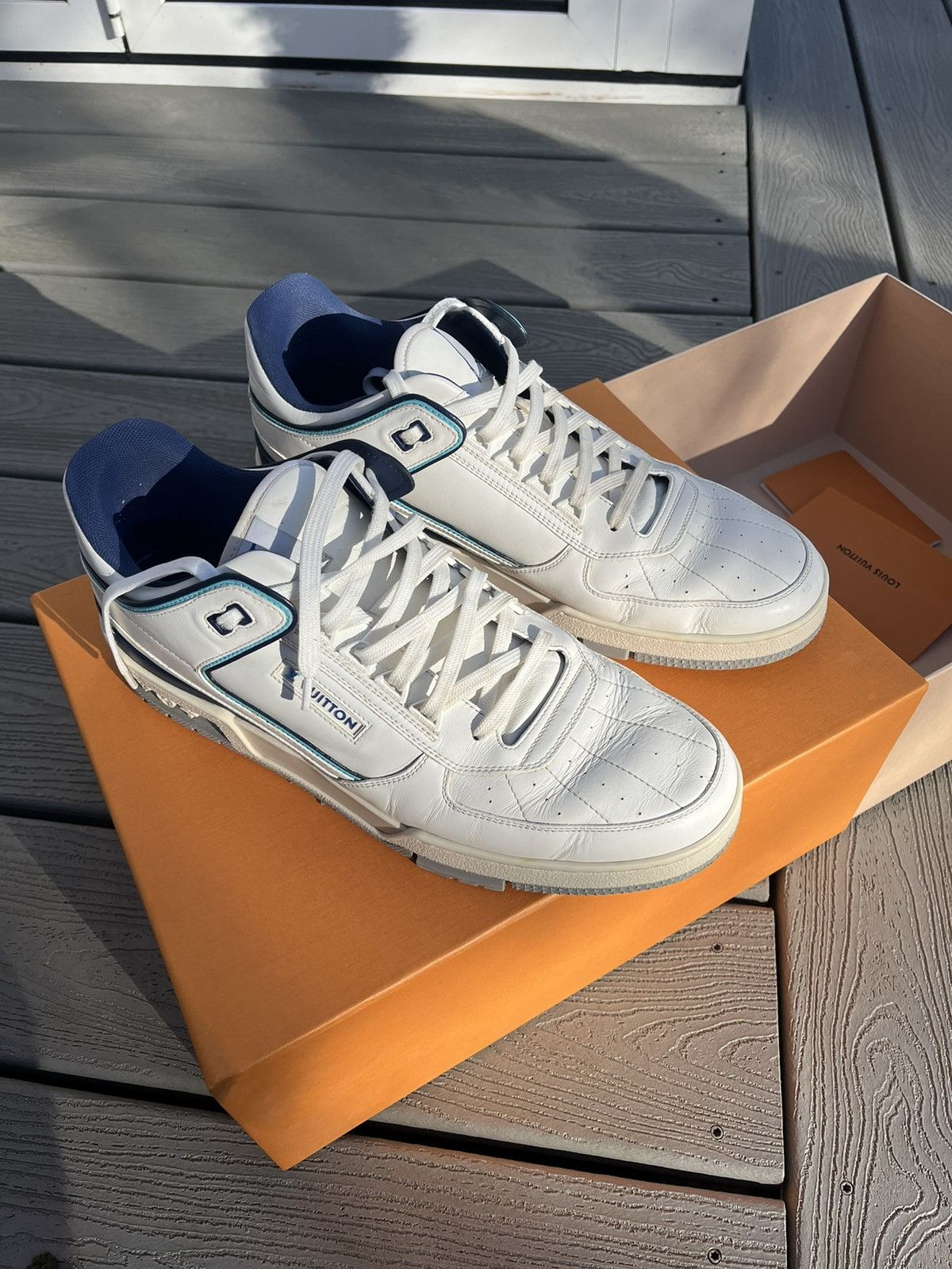 Louis Vuitton × Virgil Abloh Louis Vuitton Virgil abloh sneakers rare colour way Size US 9.5 / EU 42-43 - 9 Thumbnail