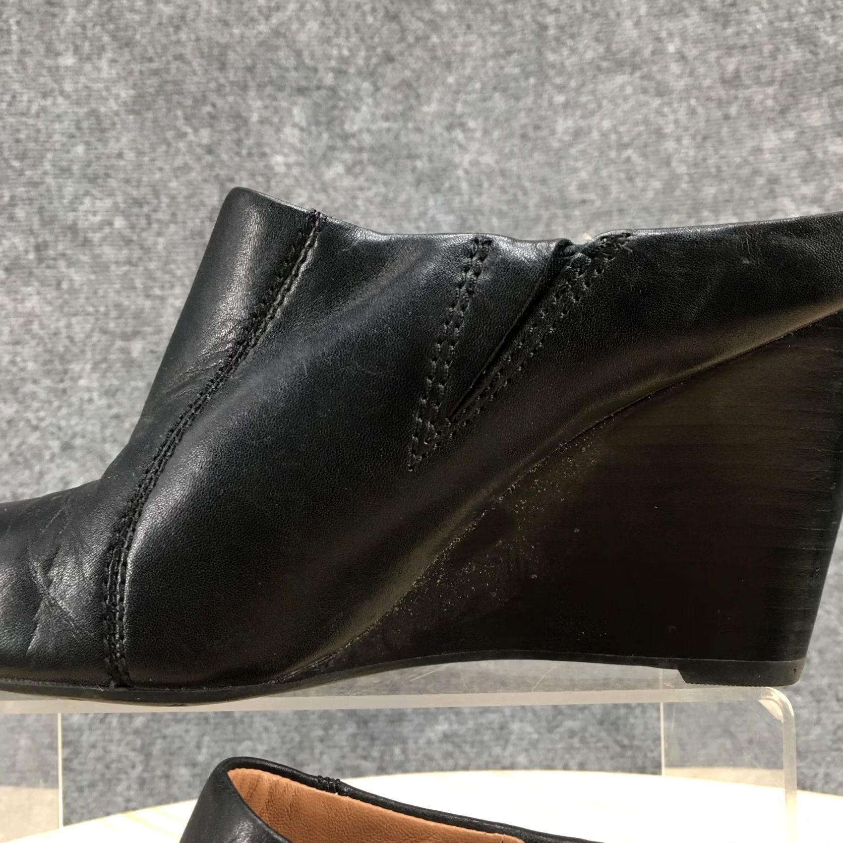 Clarks Clarks Artisan Sandal Womens 6.5M Santee Charm Slip On Wedge Mule Black Leather Size US 7 / IT 37 - 3 Thumbnail