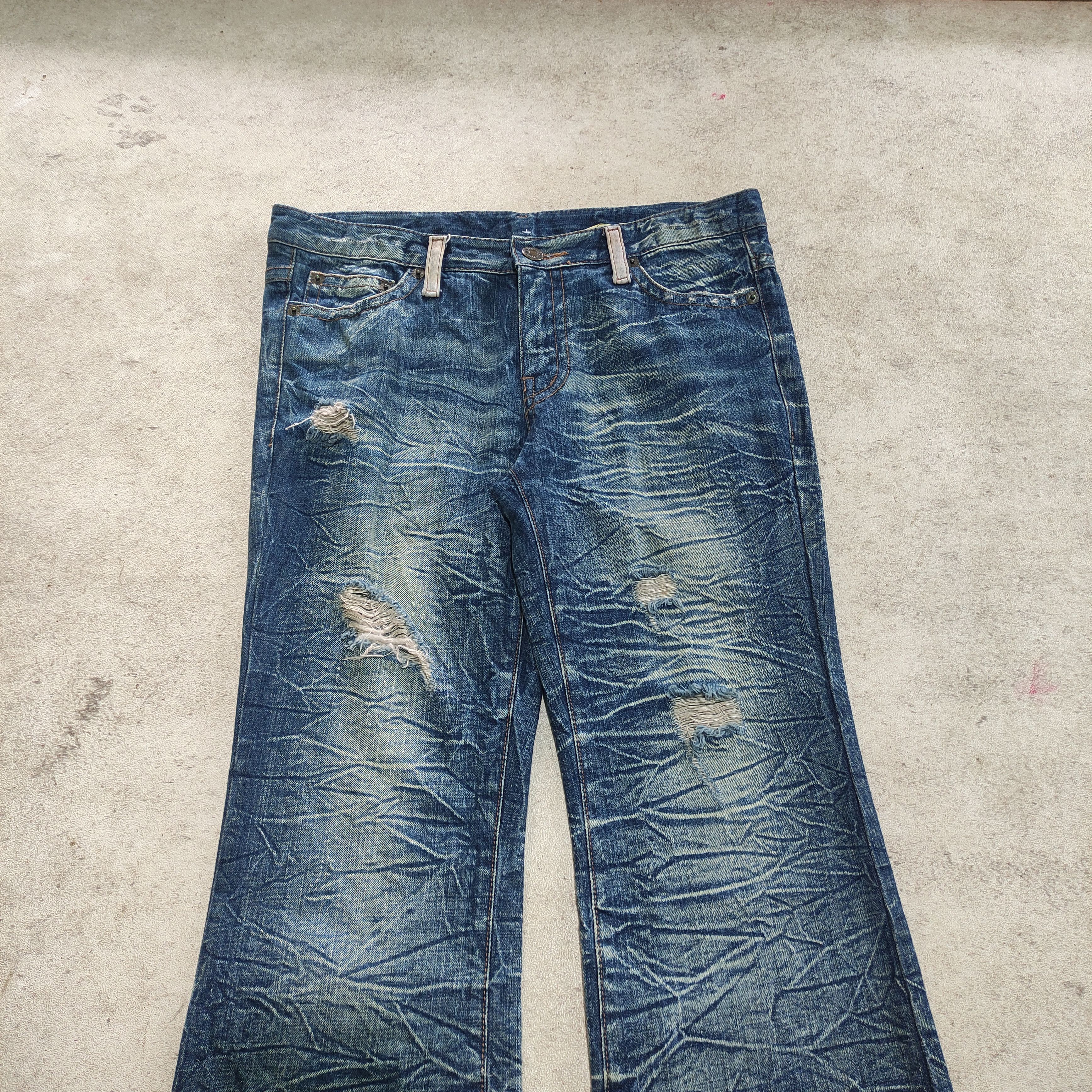 Tornado Mart Agate Label Distressed Flare Jeans — 2000s if6w9 Size US 32 / EU 48 - 4 Thumbnail