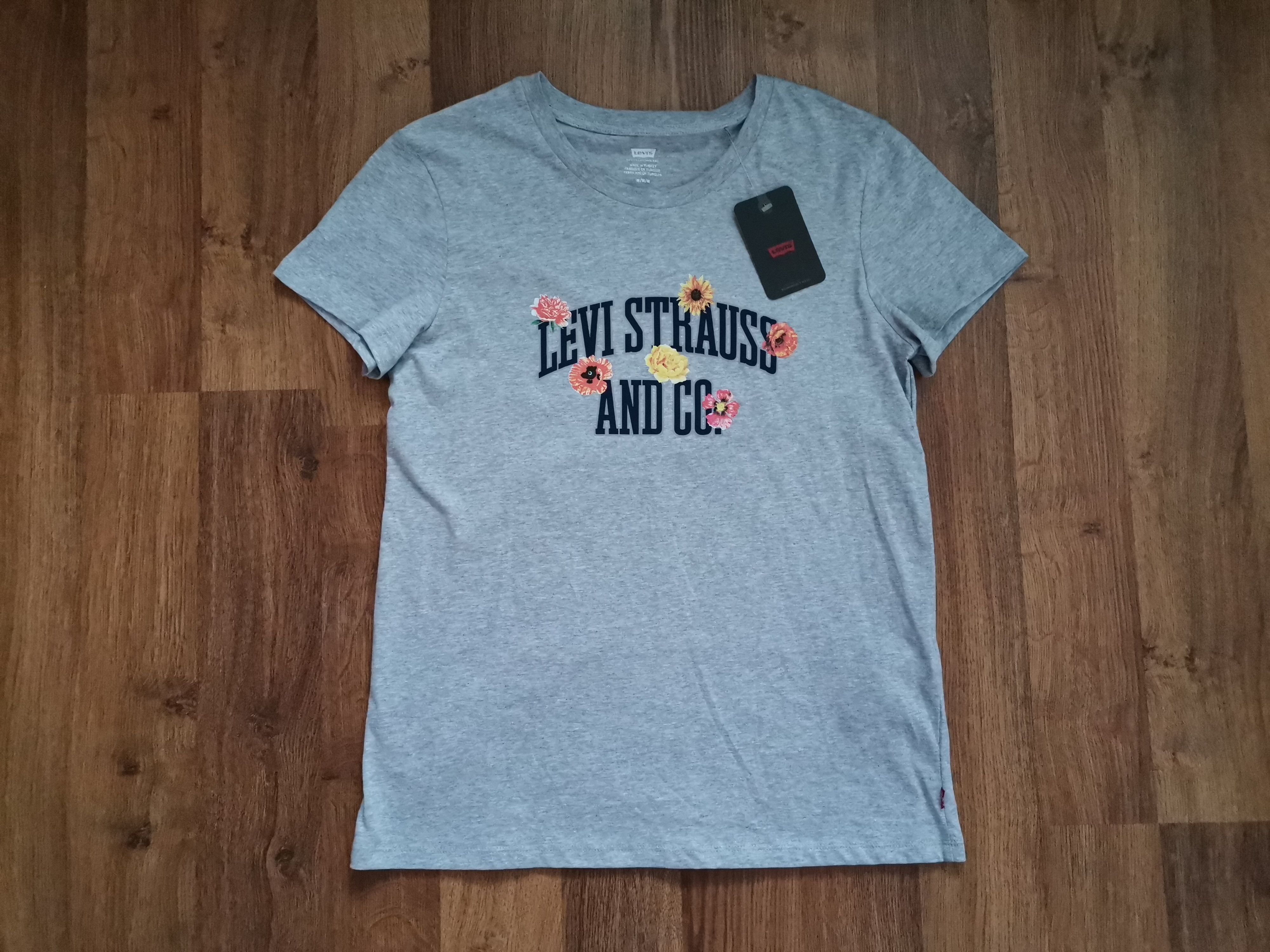 Levi's Levi's Women's Tee Size M / US 6-8 / IT 42-44 - 1 Thumbnail